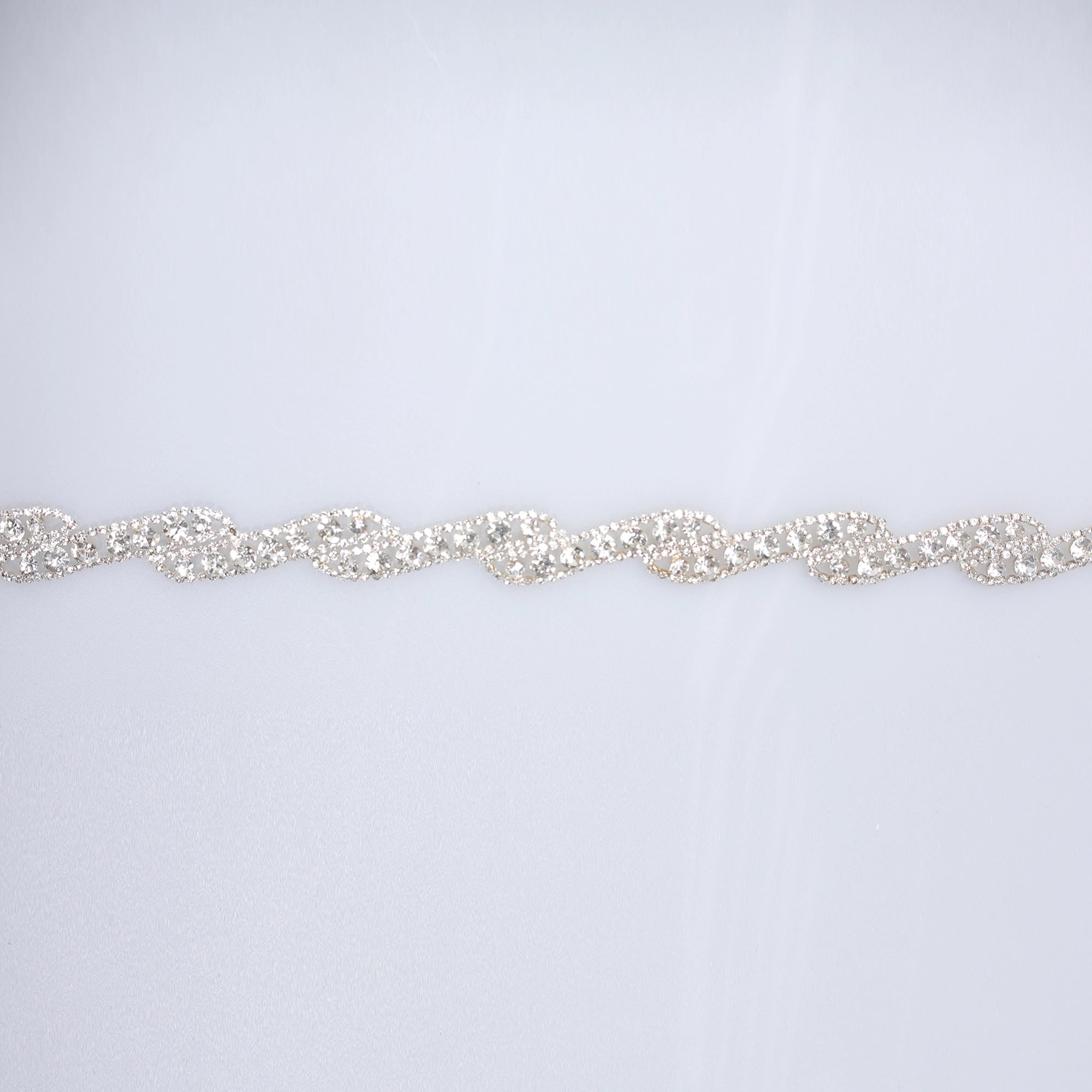 Banda cu strasuri M115 - Ahura