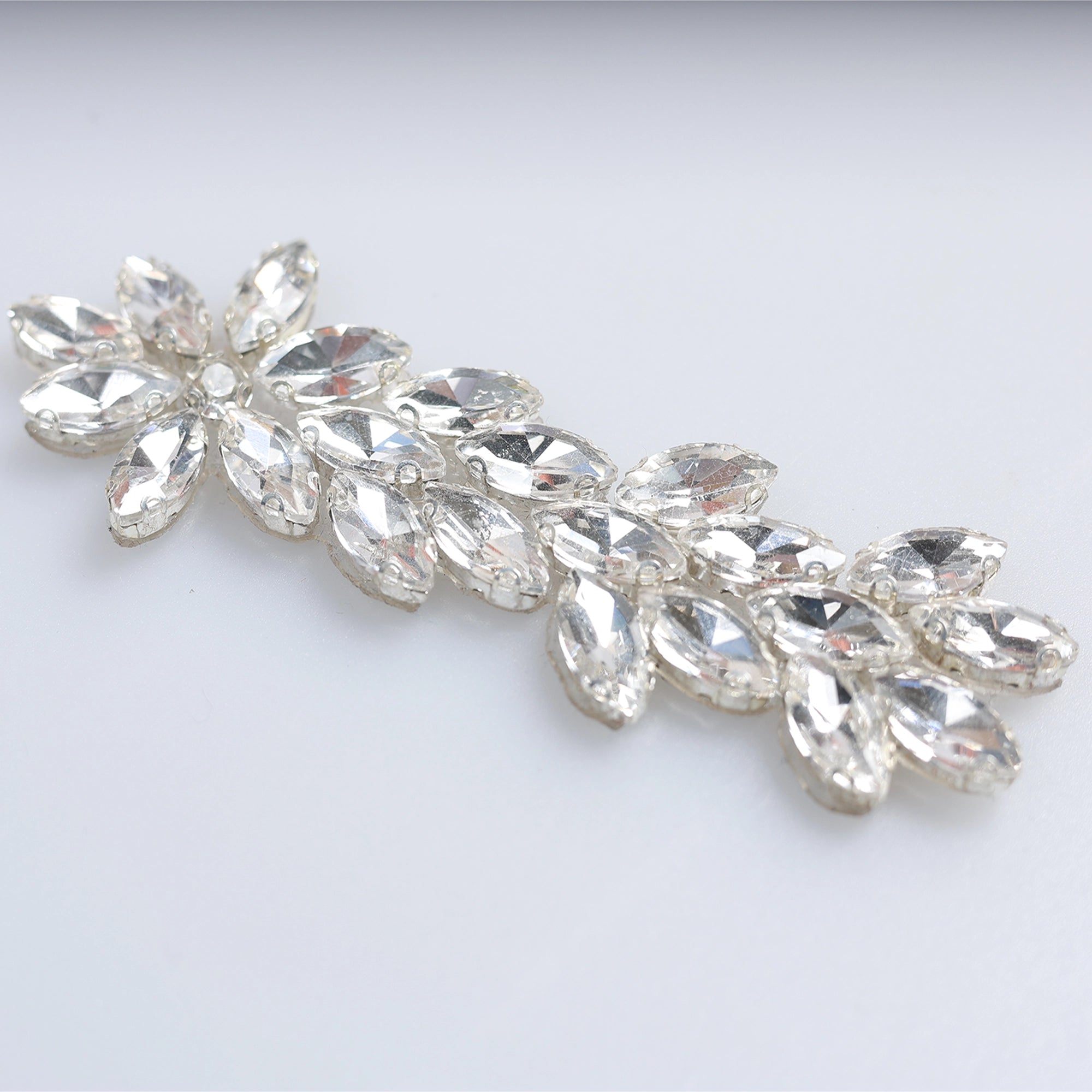 Aplicatii cu strasuri M212 - Ahura