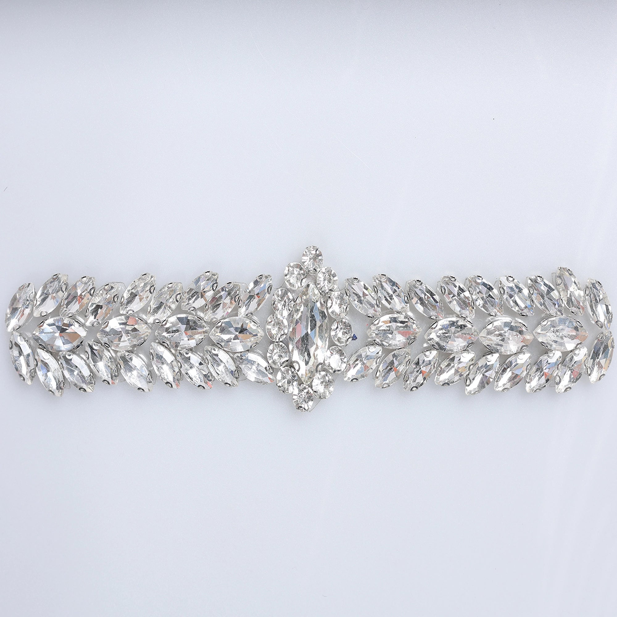 Aplicatii cu strasuri M220 - Ahura