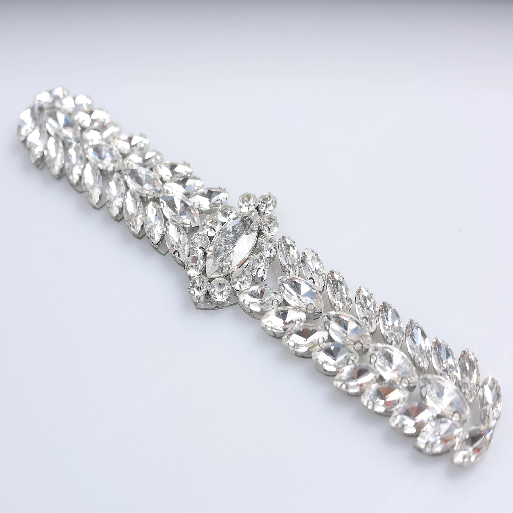 Aplicatii cu strasuri M220 - Ahura