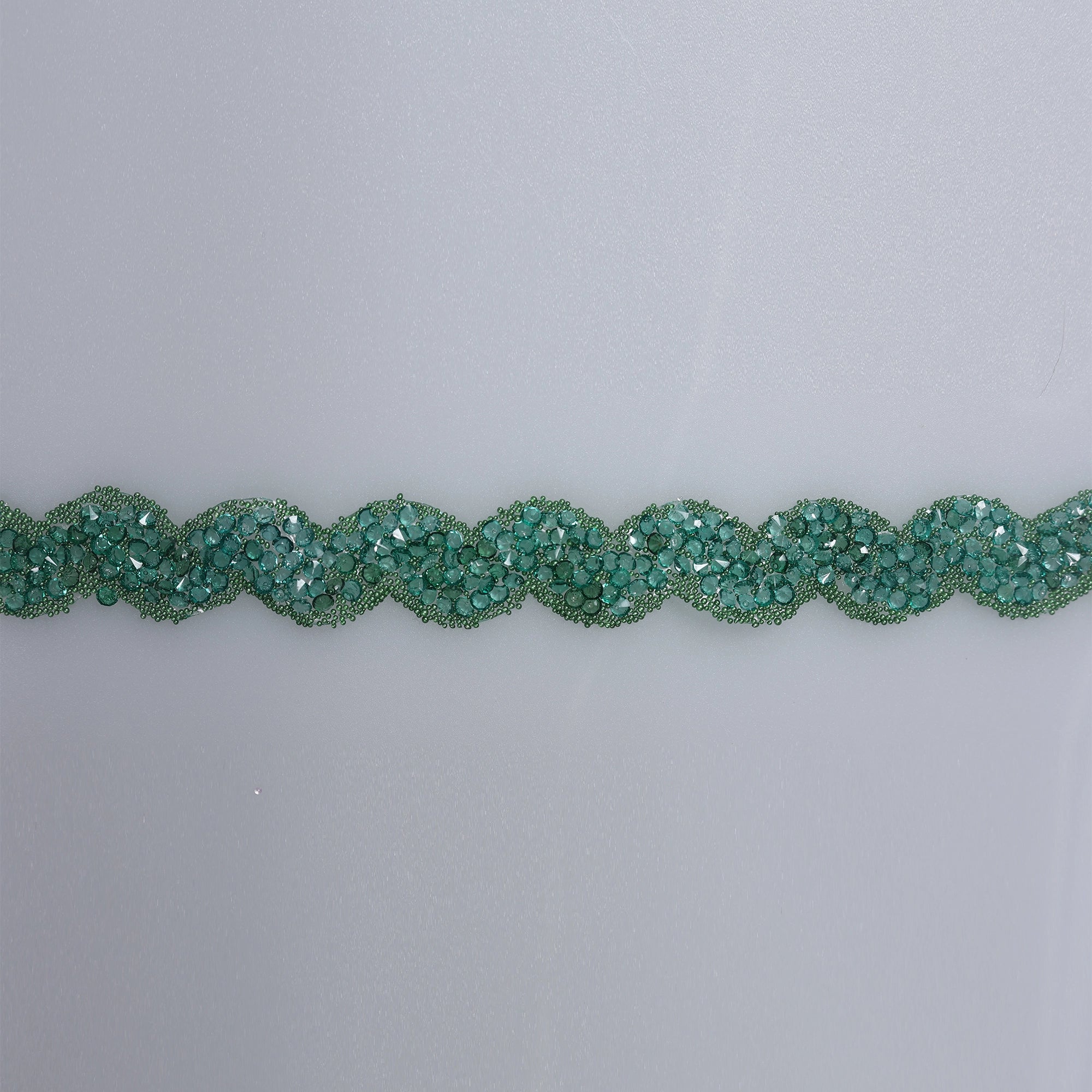 Aplicatii cu strasuri M297 - Ahura