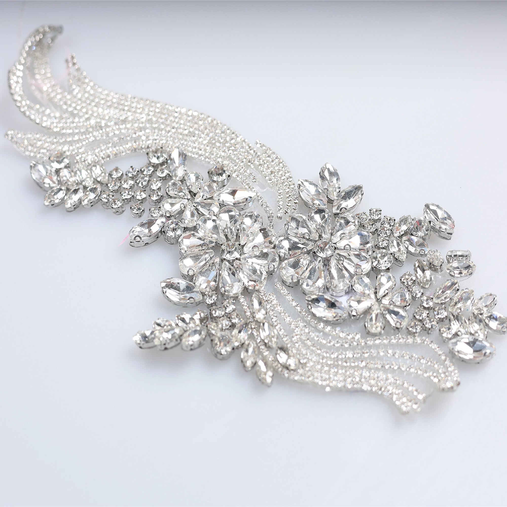 Aplicatii cu strasuri M132 - Ahura