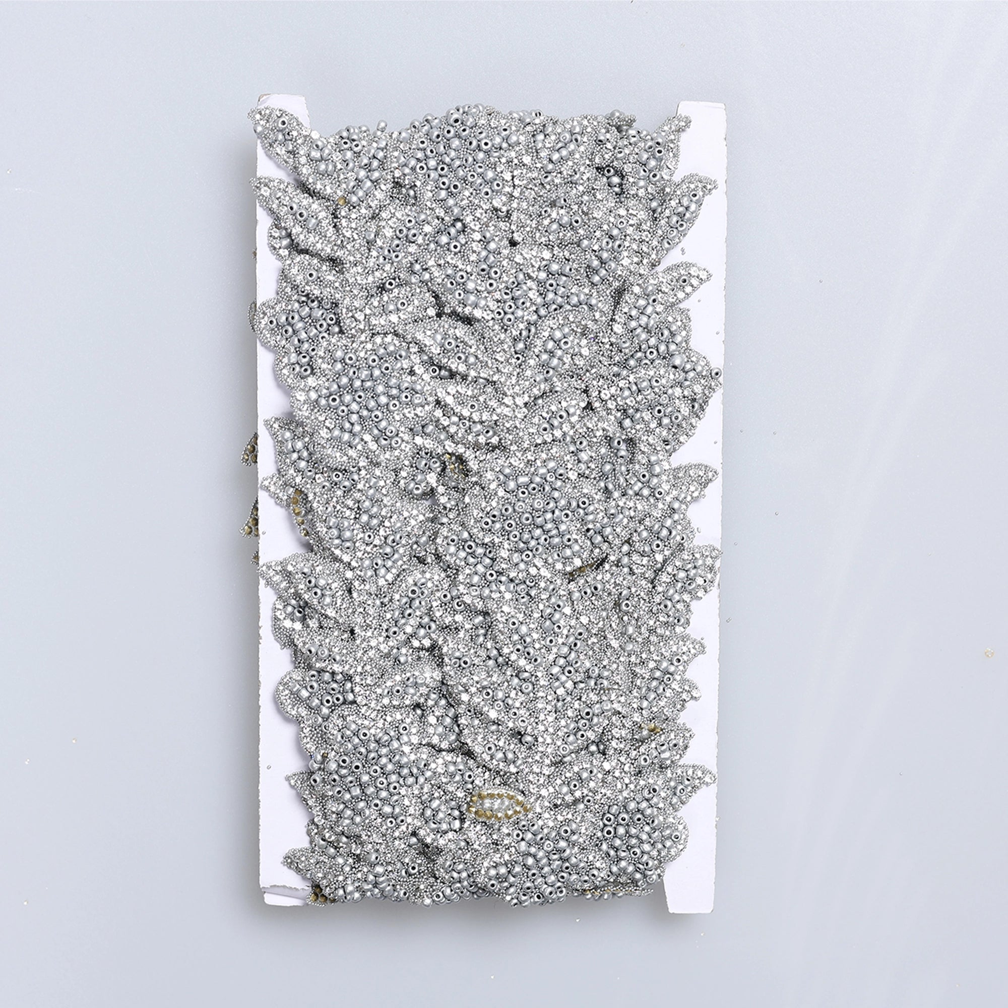 Aplicatii cu strasuri M357 - Ahura