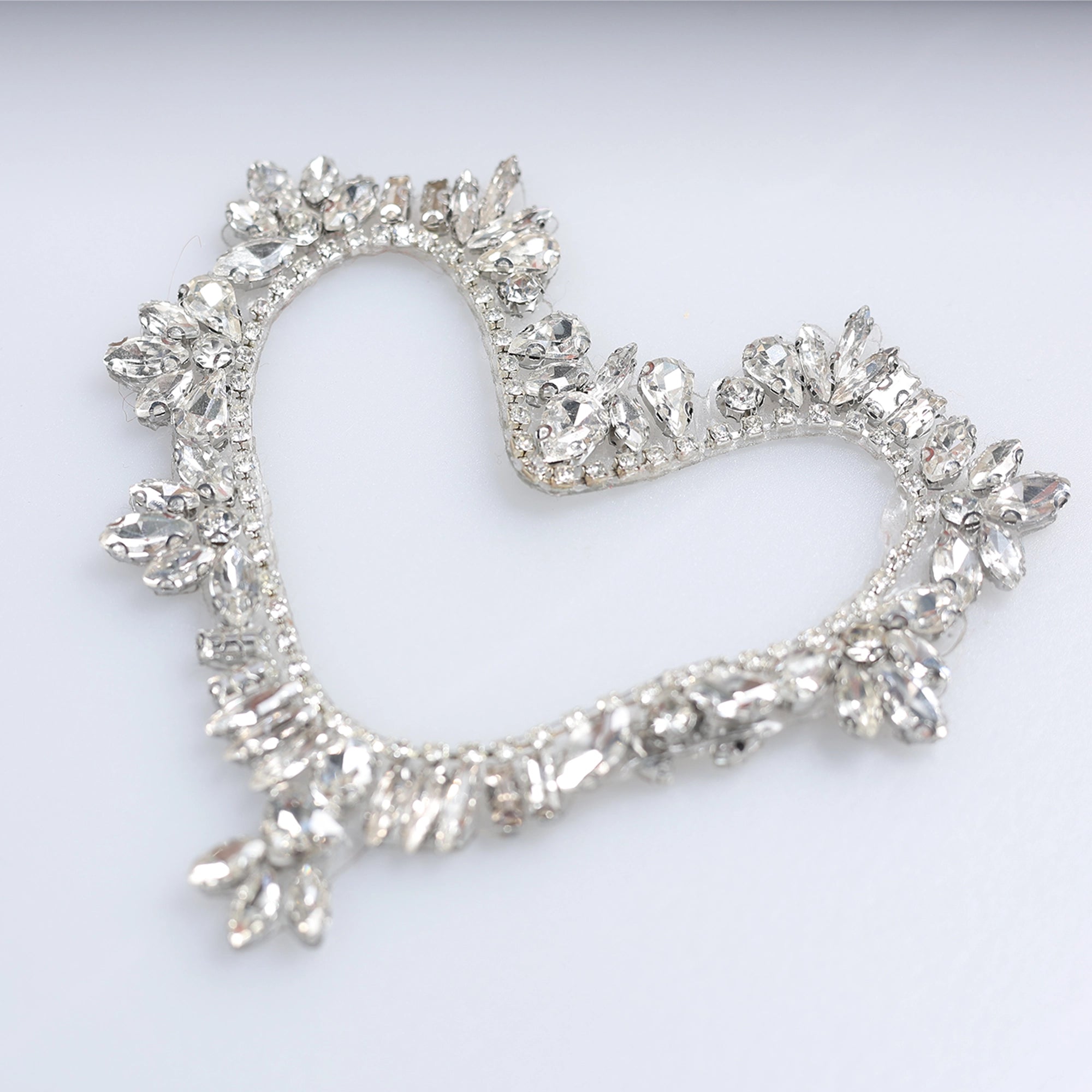 Aplicatii cu strasuri M137 - Ahura