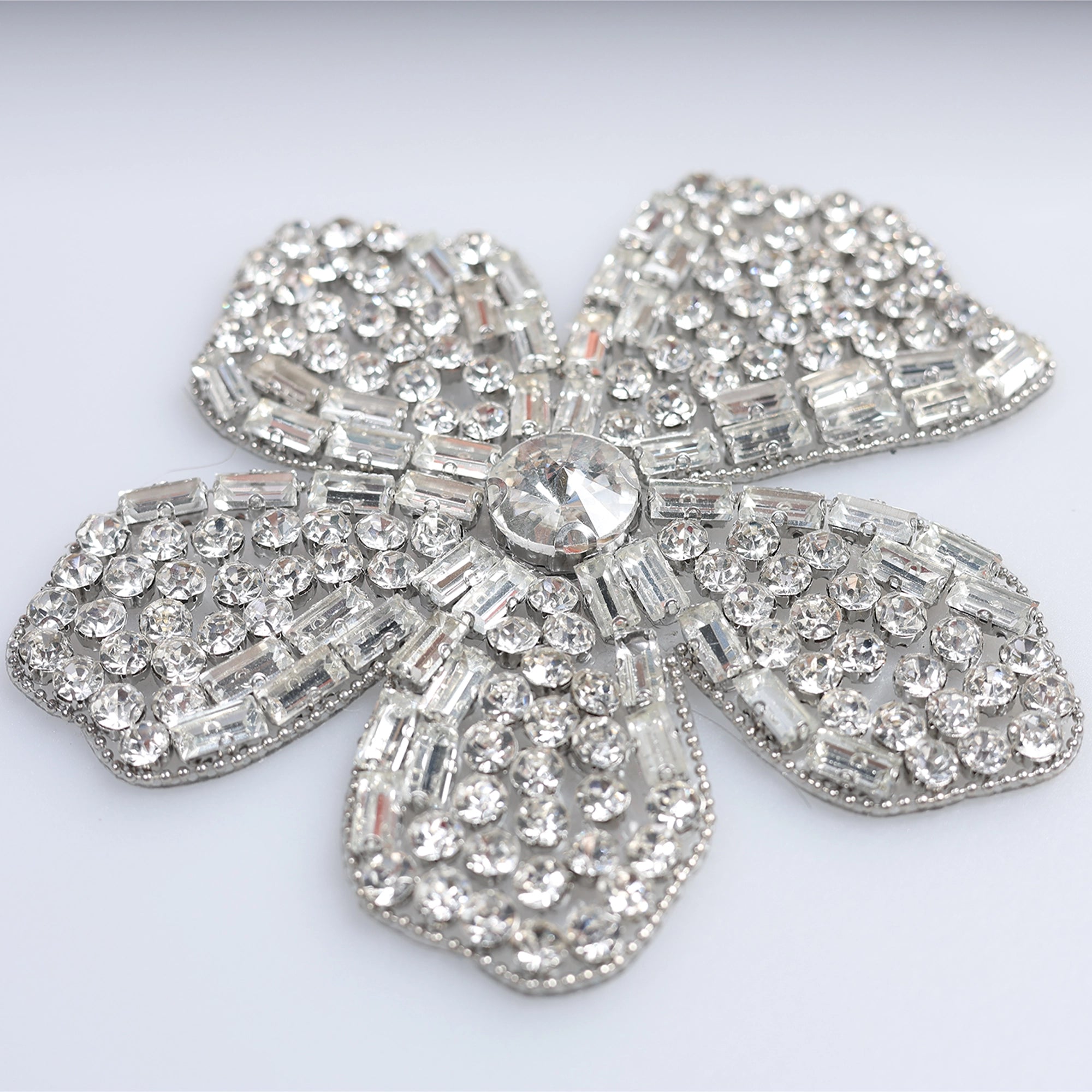 Aplicatii cu strasuri M141 - Ahura