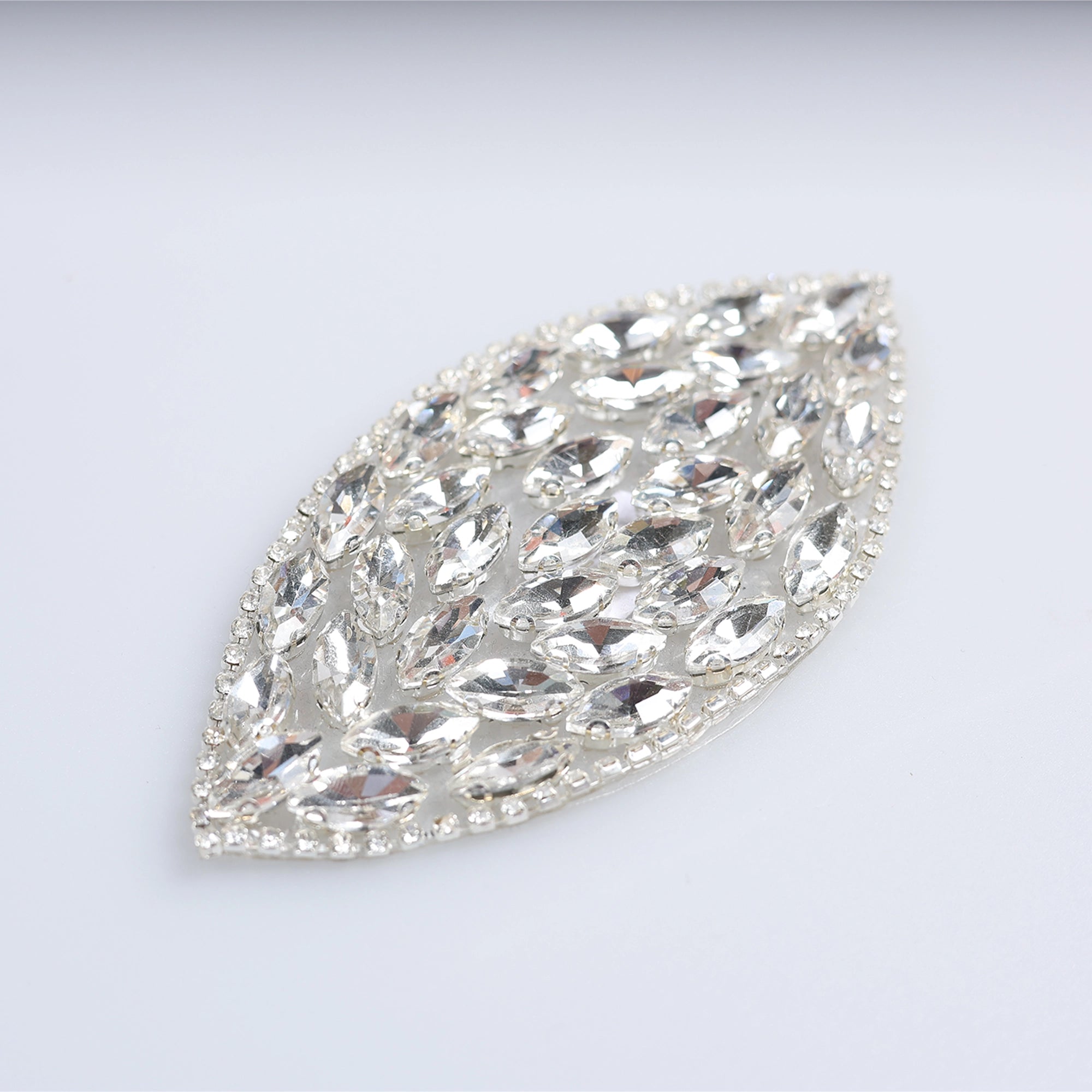 Aplicatii cu strasuri M161 - Ahura