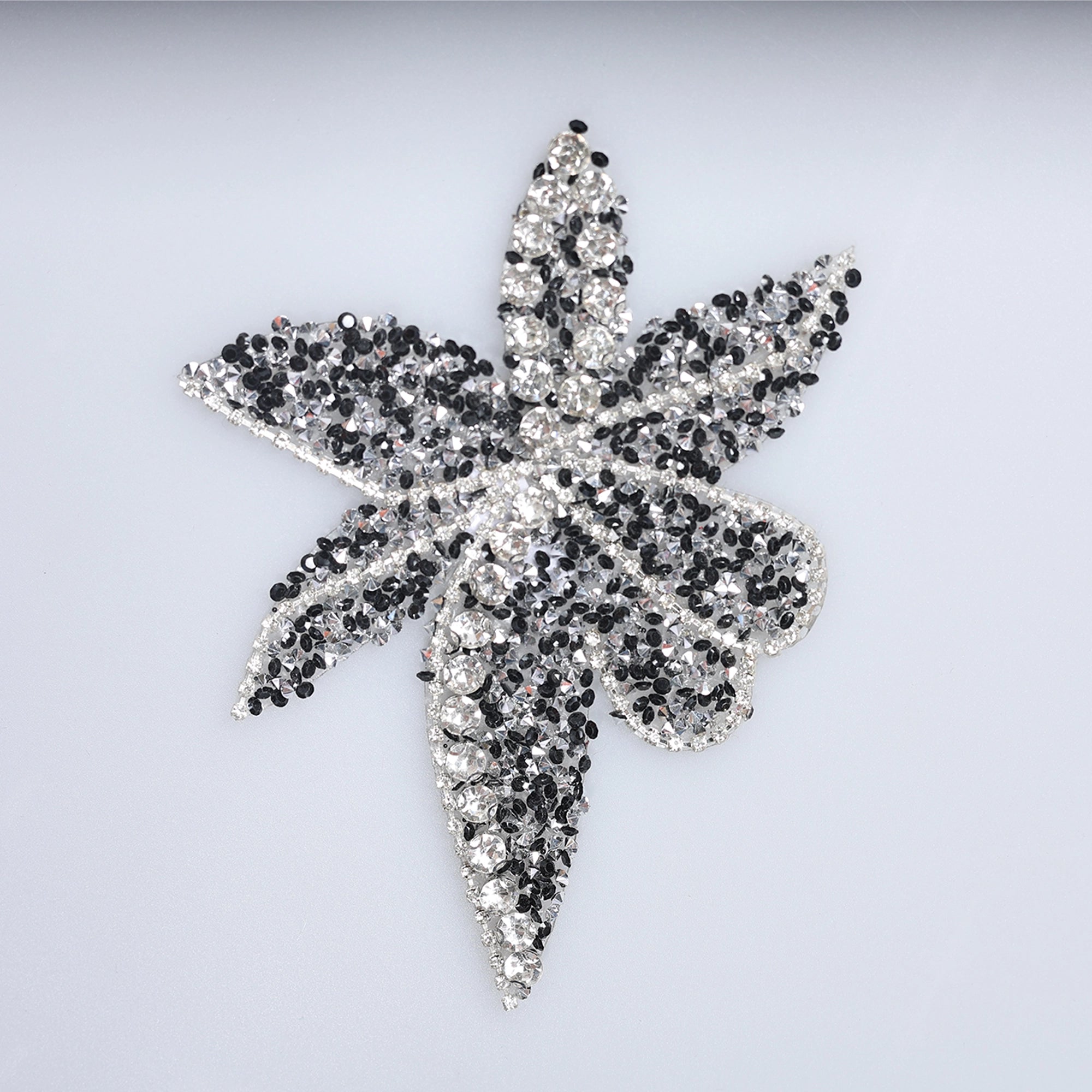 Aplicatii cu strasuri M165 - Ahura