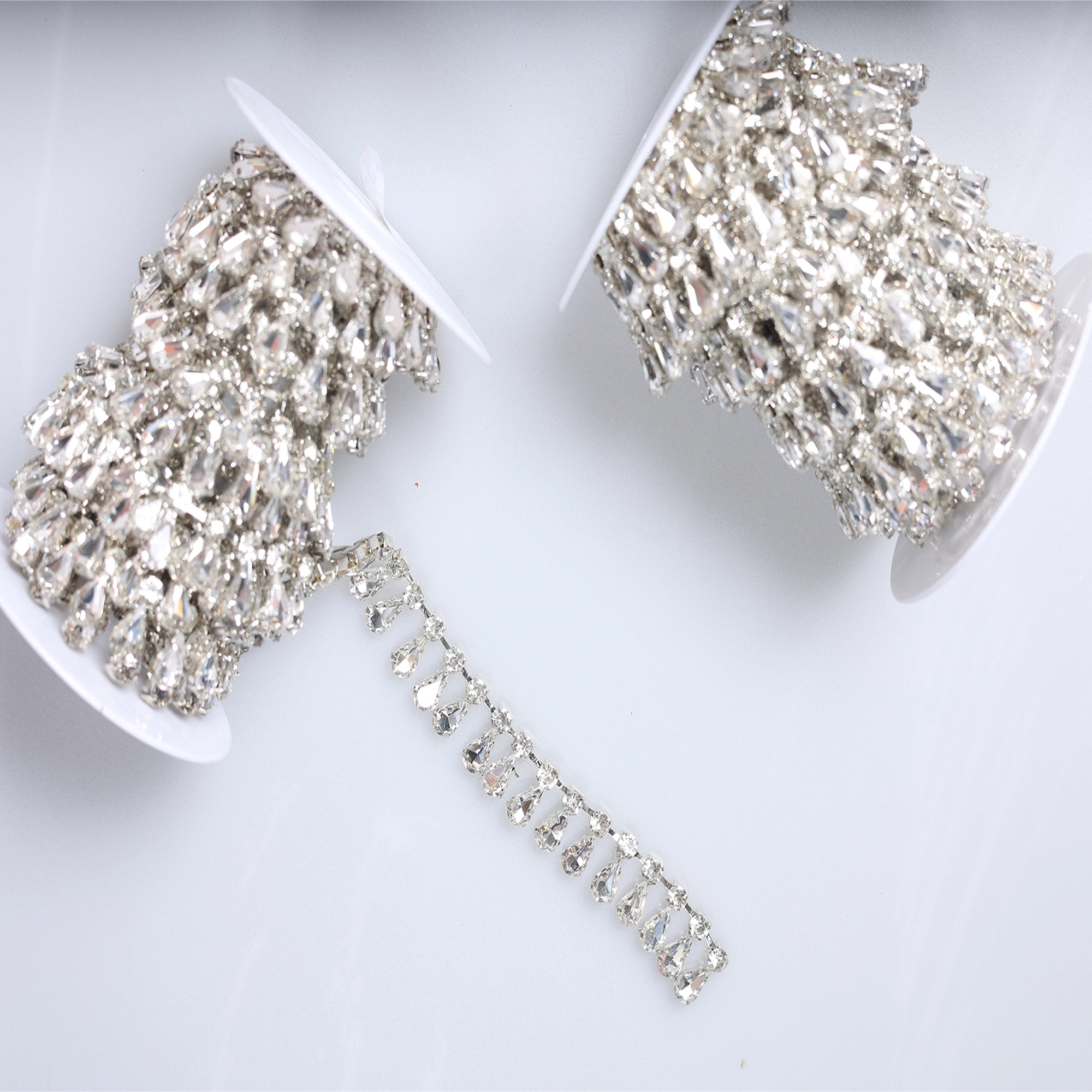 Banda cu strasuri M117 - Ahura