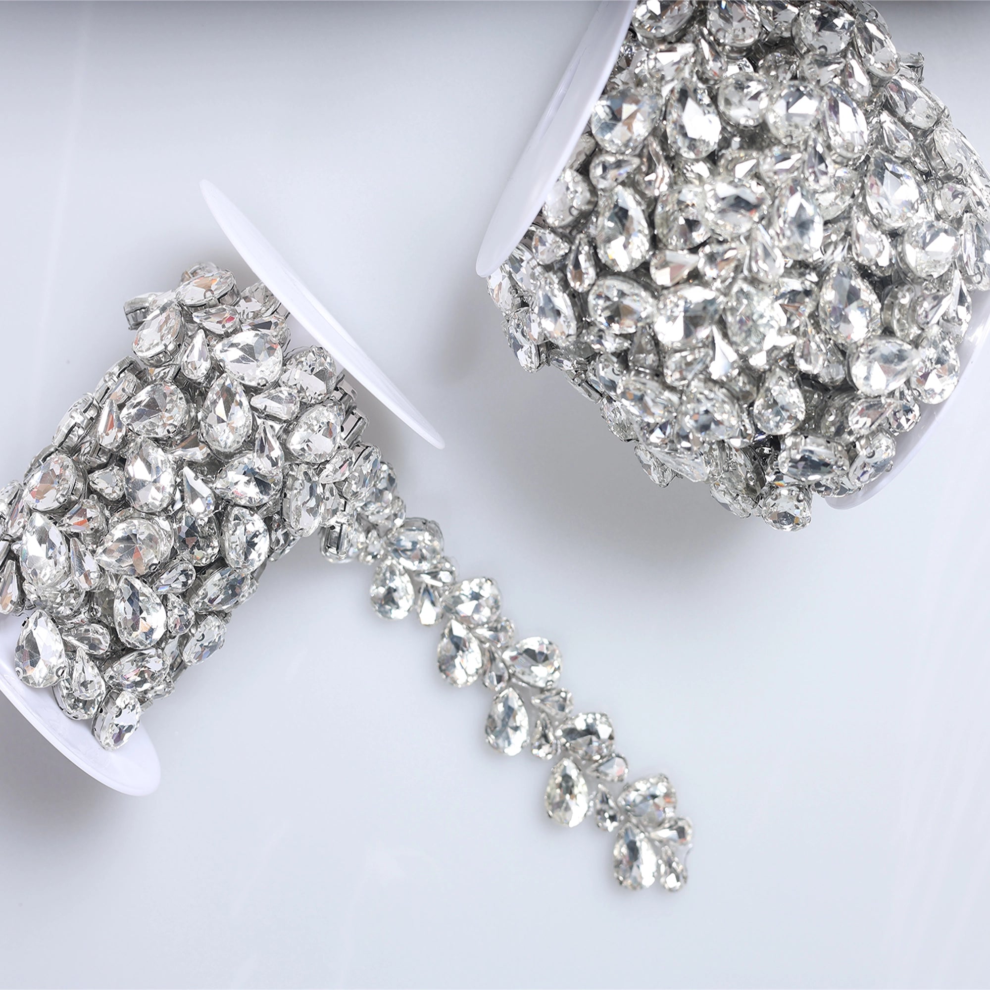 Banda cu strasuri M18 - Ahura