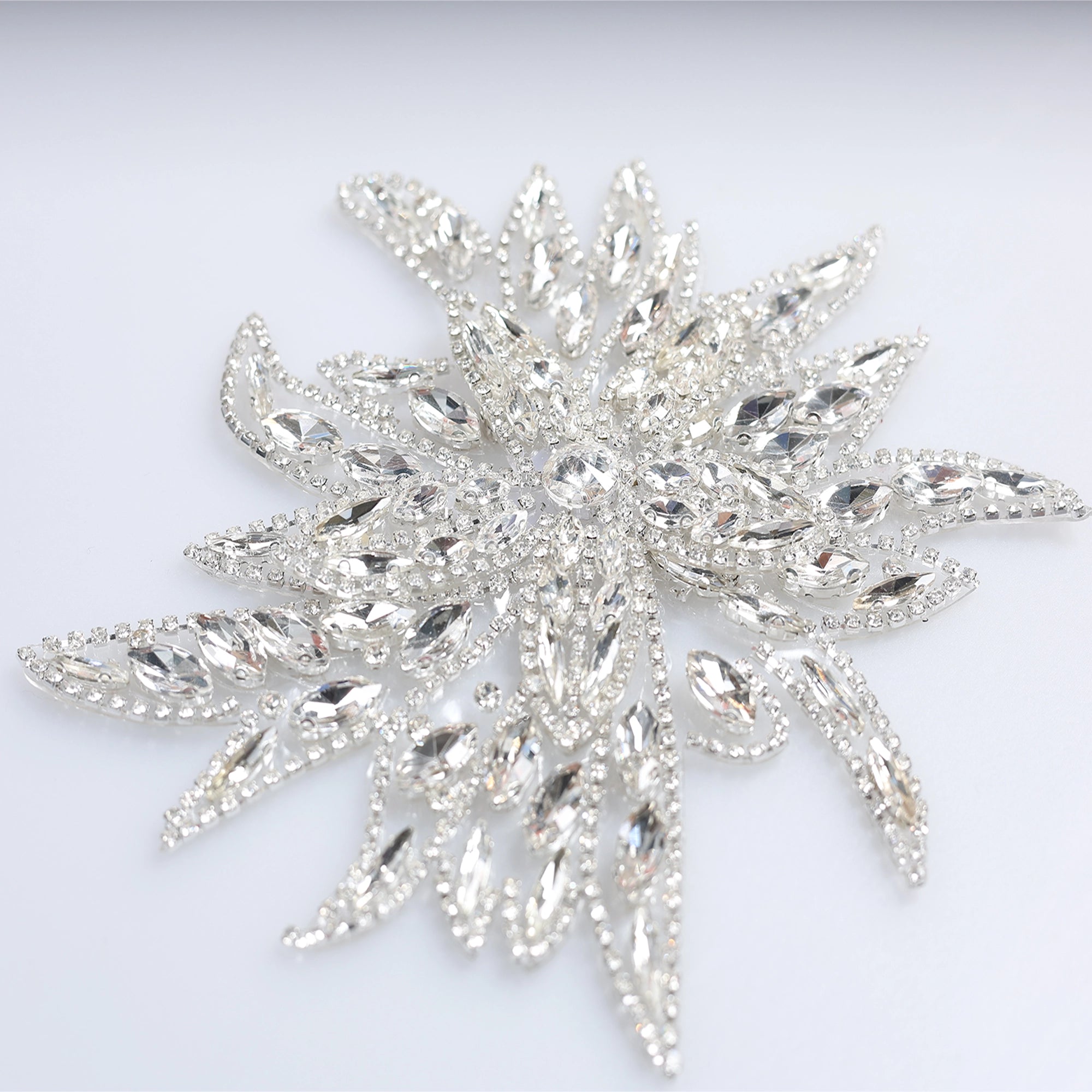 Aplicatii cu strasuri M172 - Ahura