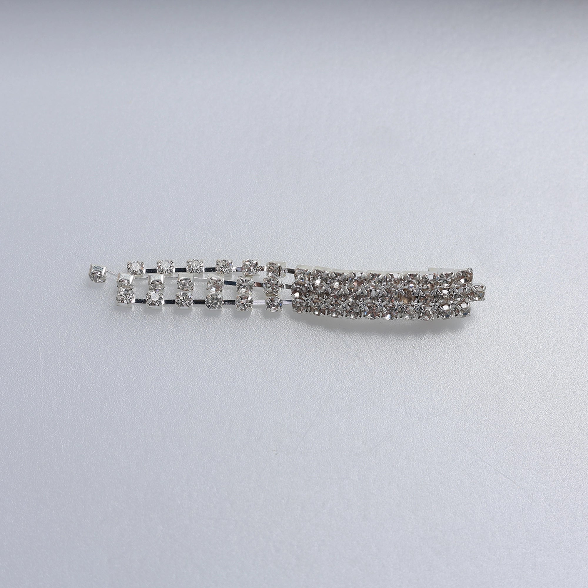 Aplicatii cu strasuri M28 - Ahura