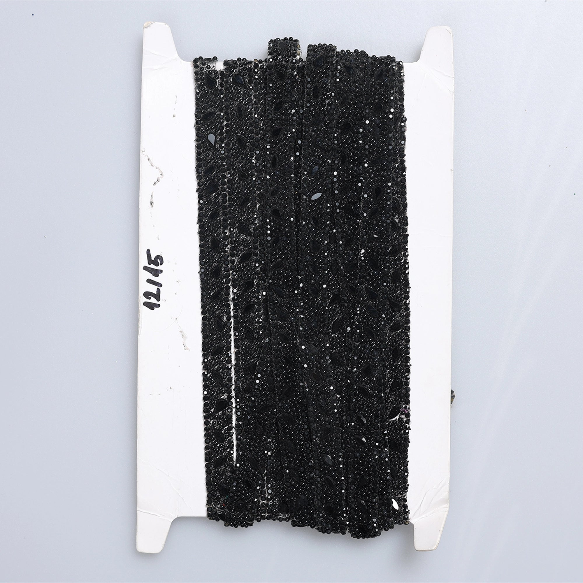 Aplicatii cu strasuri M528 - Ahura