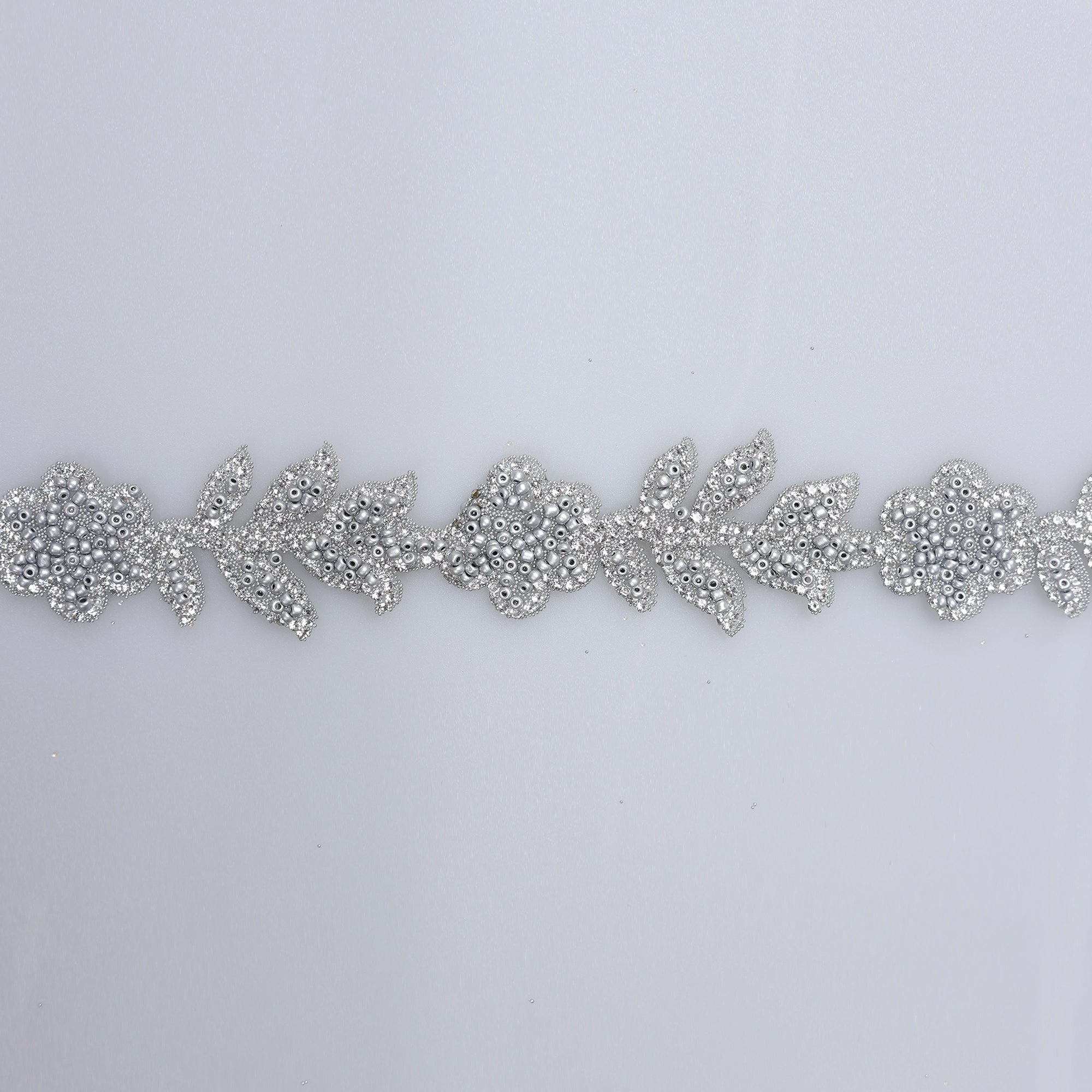 Aplicatii cu strasuri M357 - Ahura