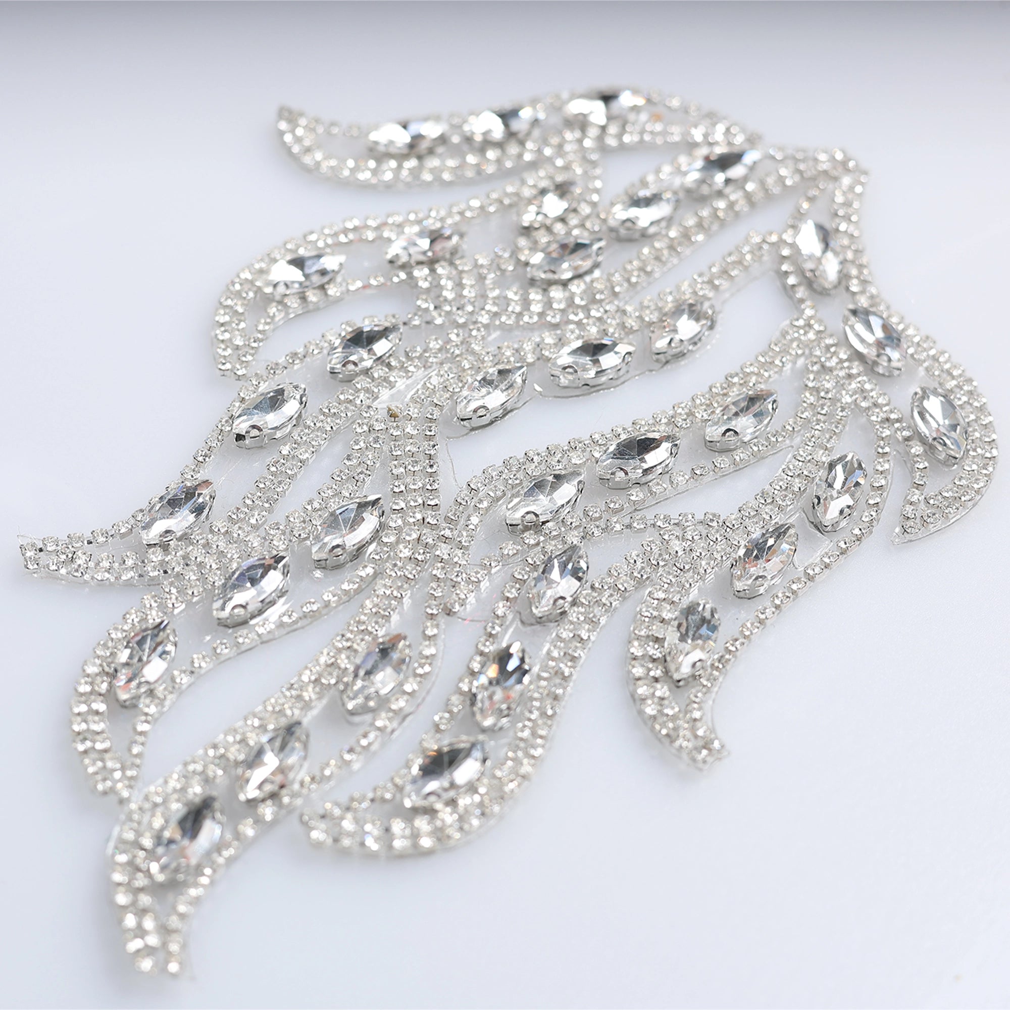 Aplicatii cu strasuri M187 - Ahura