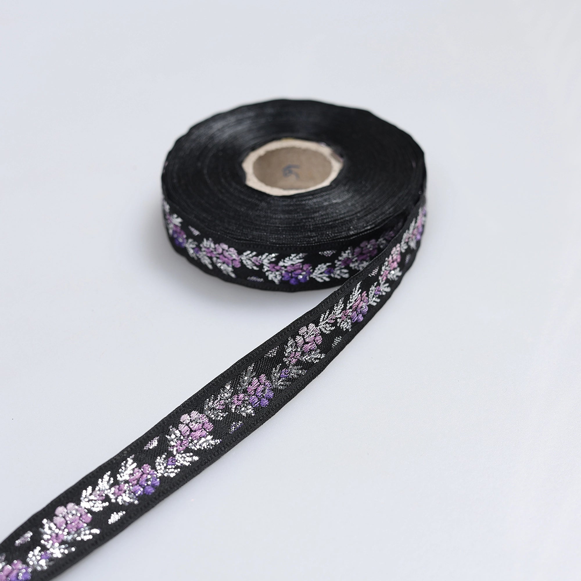 Banda decorativa M25 - Ahura