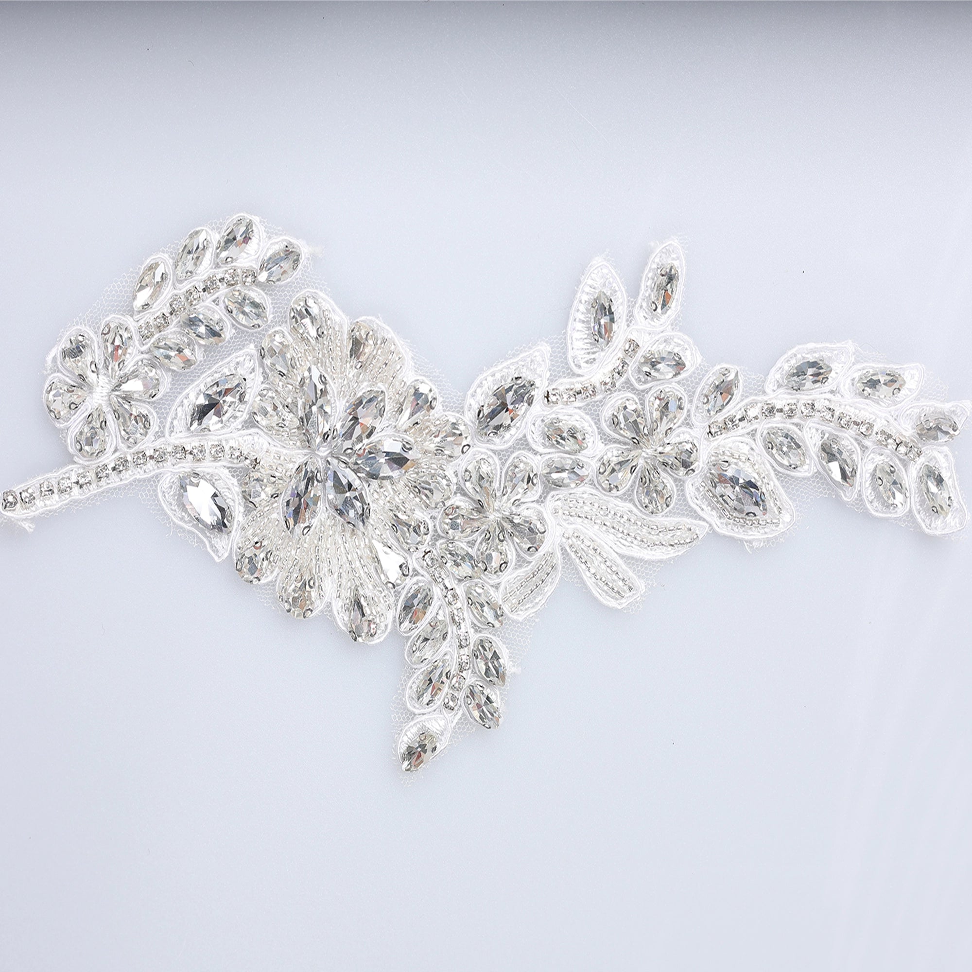 Aplicatii cu strasuri M188 - Ahura