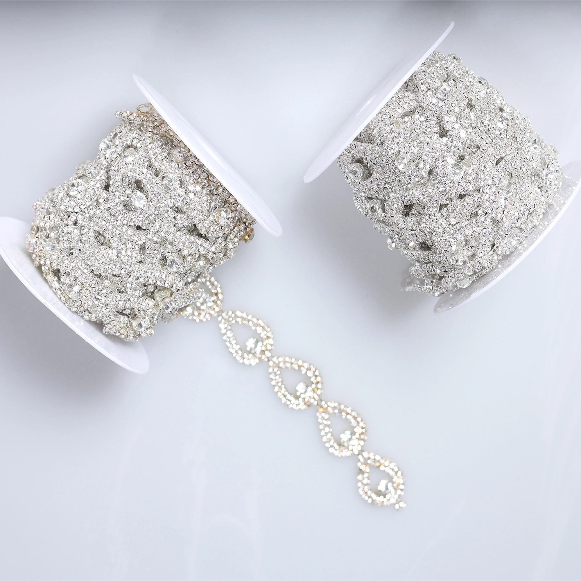 Banda cu strasuri M118 - Ahura