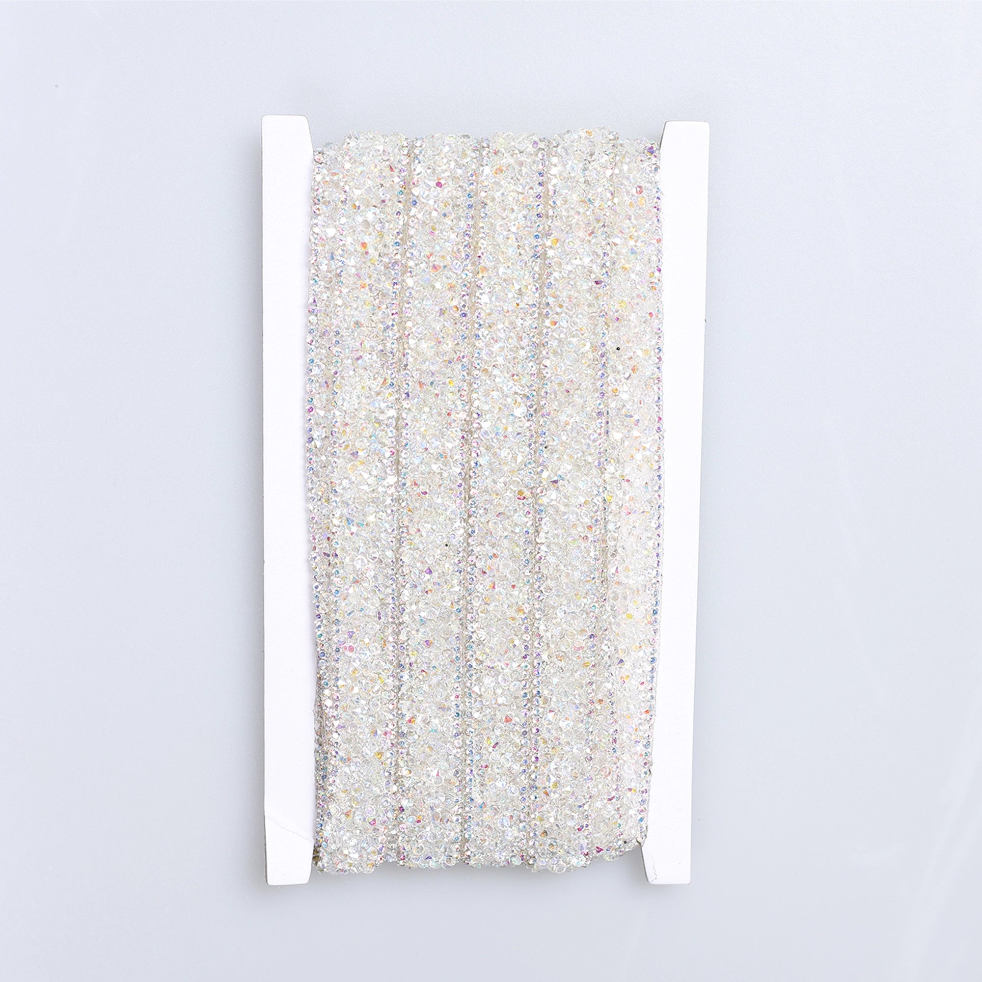 Aplicatii cu strasuri M379 - Ahura