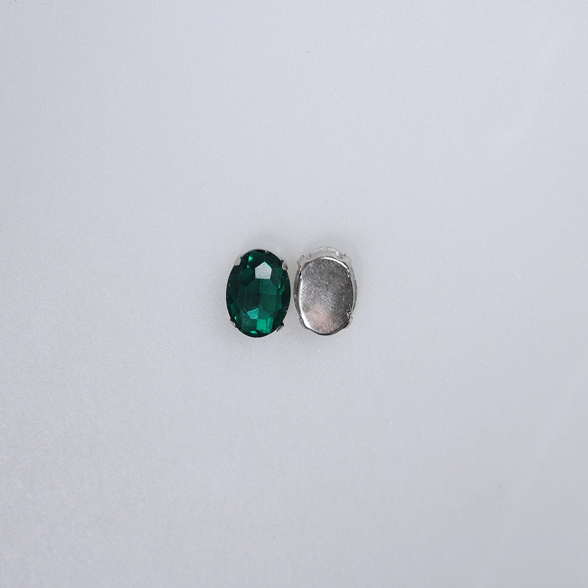 Piatră pentru cusut tip lacrimă 1.7x1.2 cm - Ahura