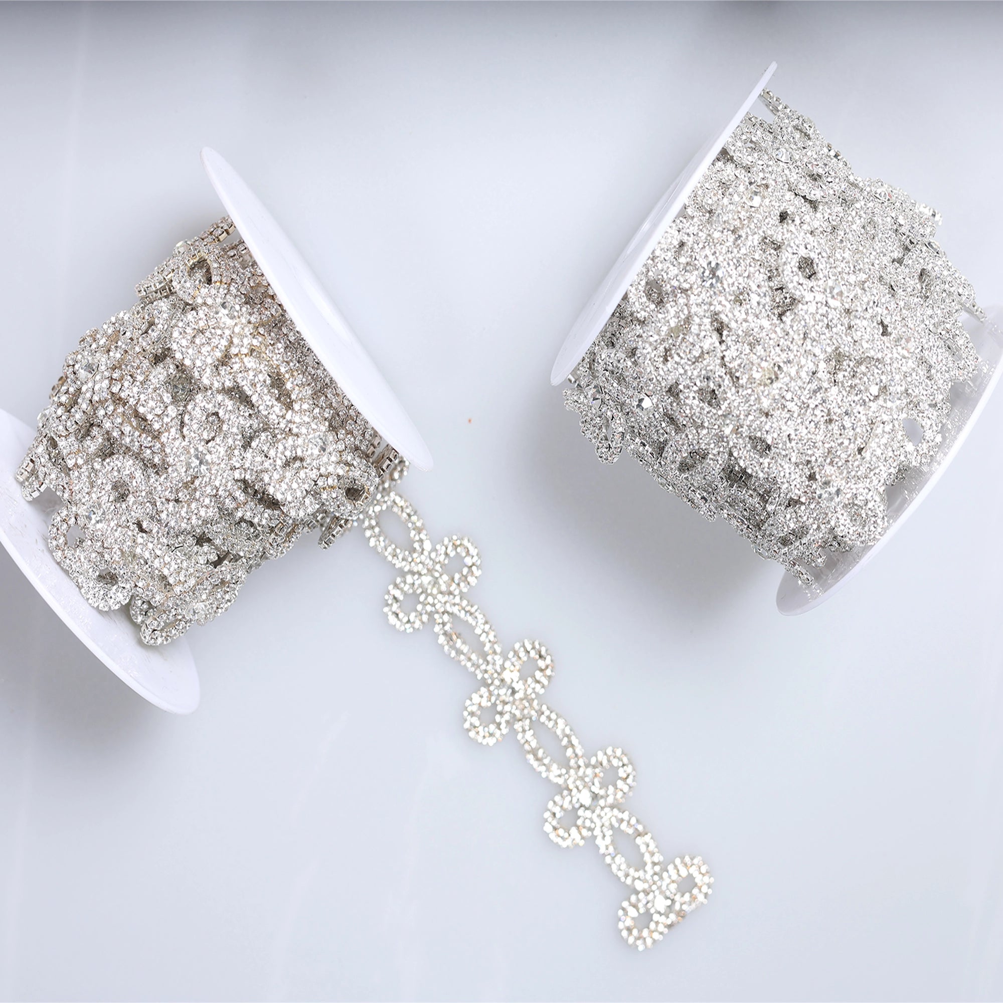 Banda cu strasuri M120 - Ahura