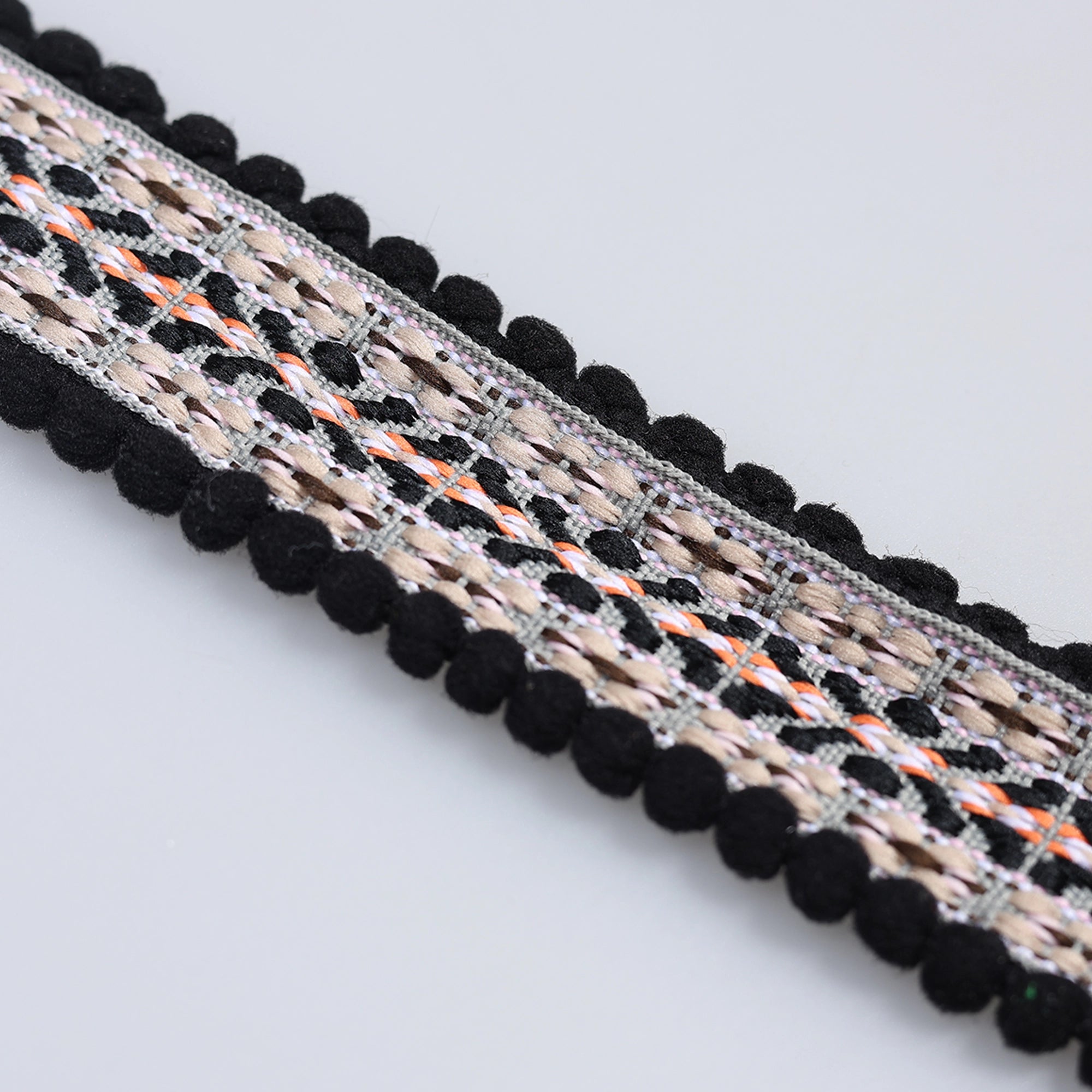 Banda Decorativa Brodata 4 cm M4 - Ahura