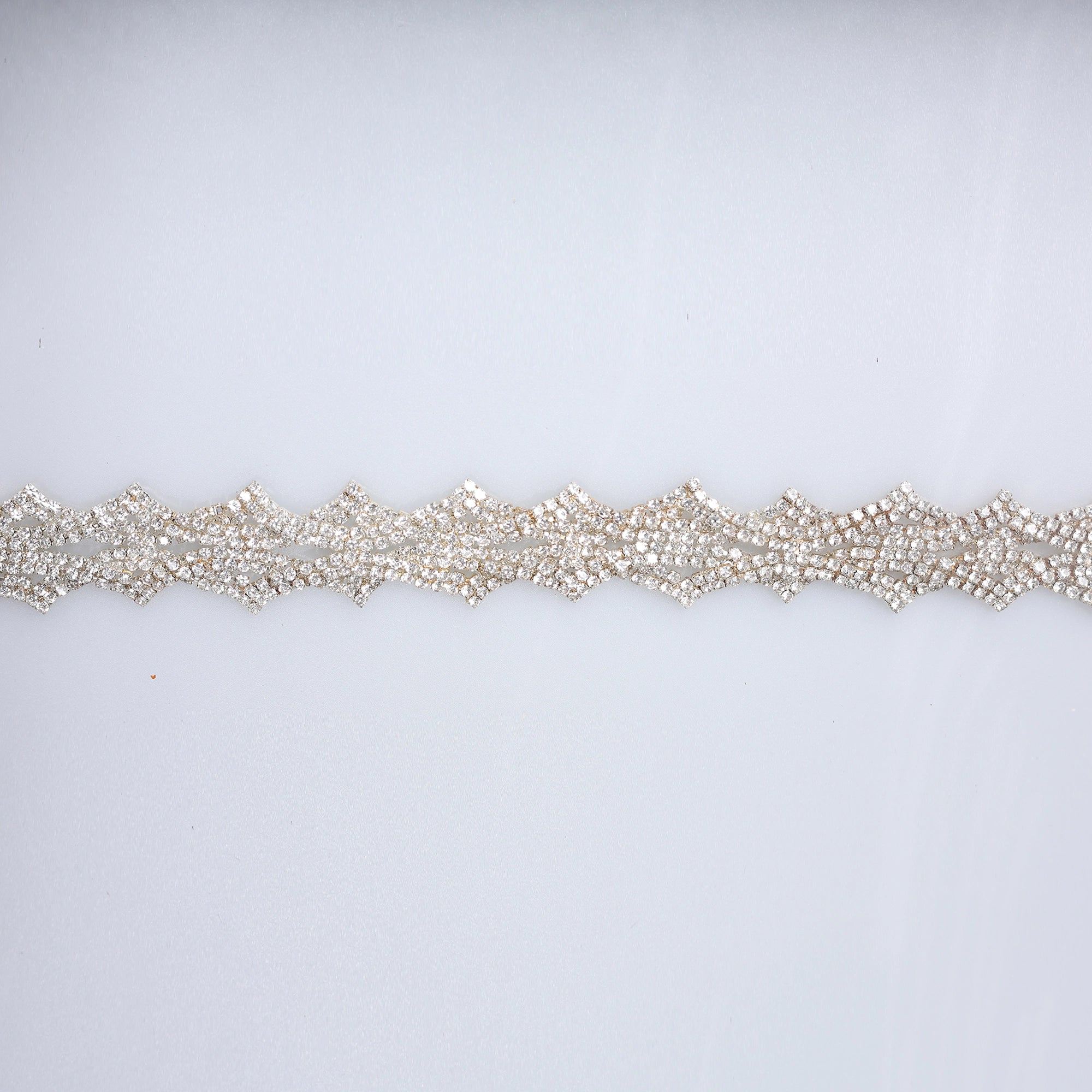 Banda cu strasuri M121 - Ahura