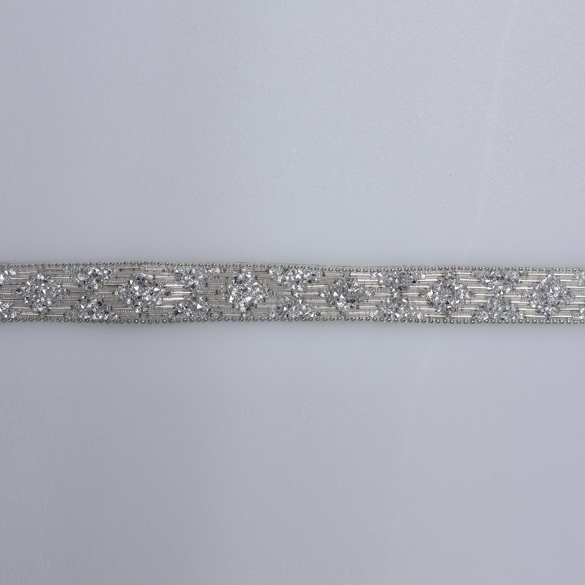 Aplicatii cu strasuri M311 - Ahura