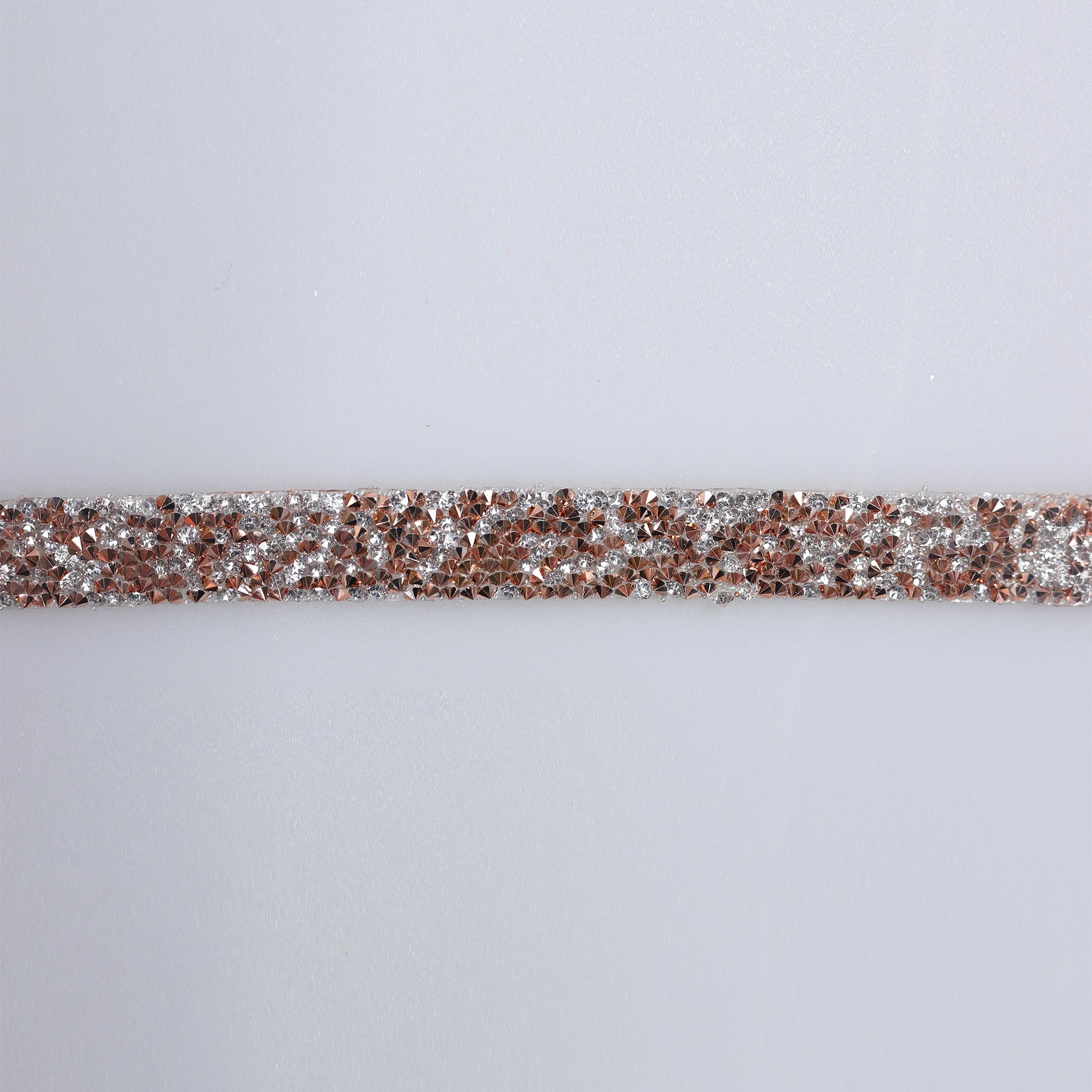 Aplicatii cu strasuri M381 - Ahura