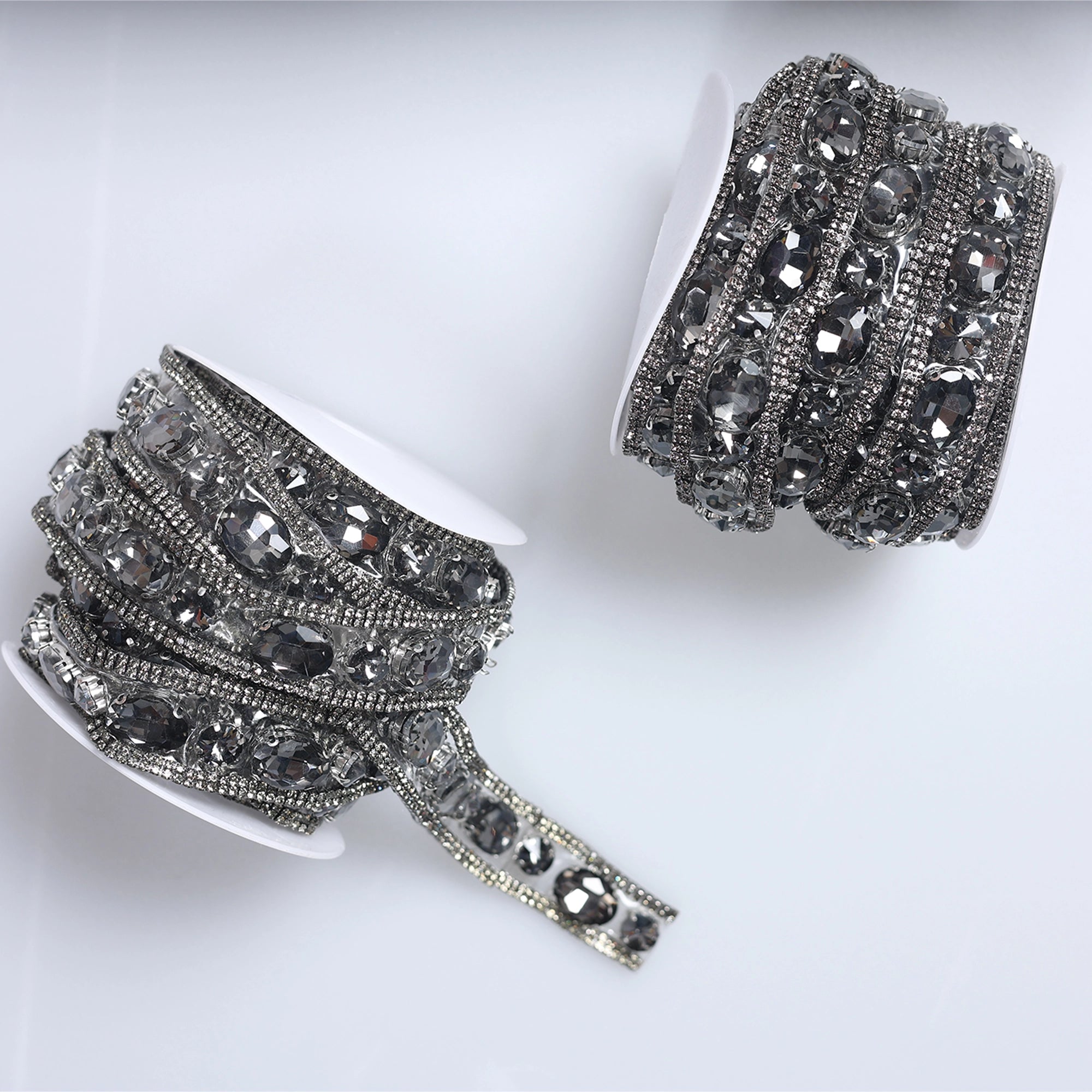 Banda cu strasuri M27 - Ahura