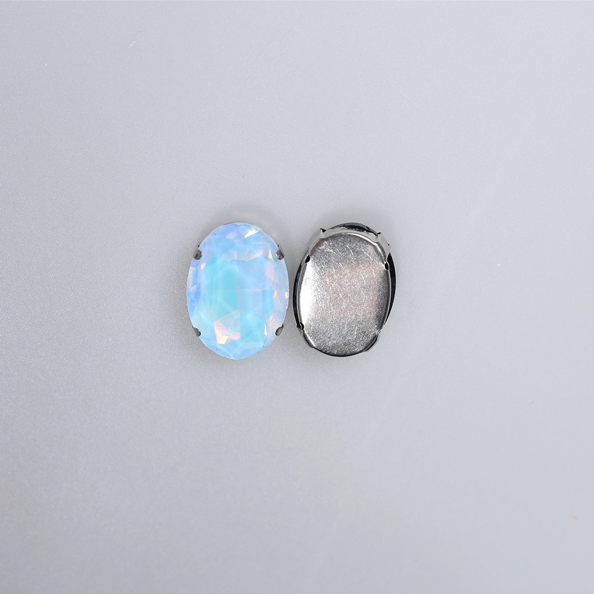 Piatră pentru cusut tip lacrimă 2.5x2 cm - Ahura