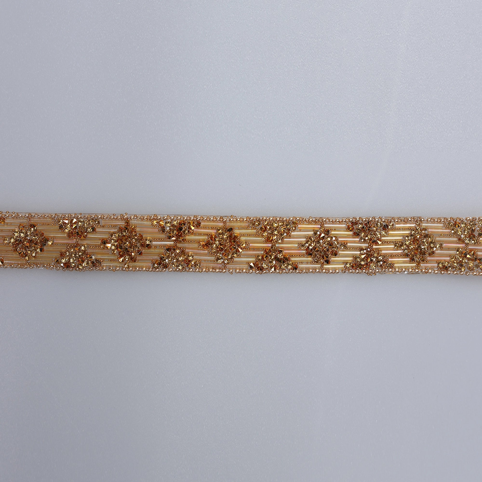 Aplicatii cu strasuri M314 - Ahura