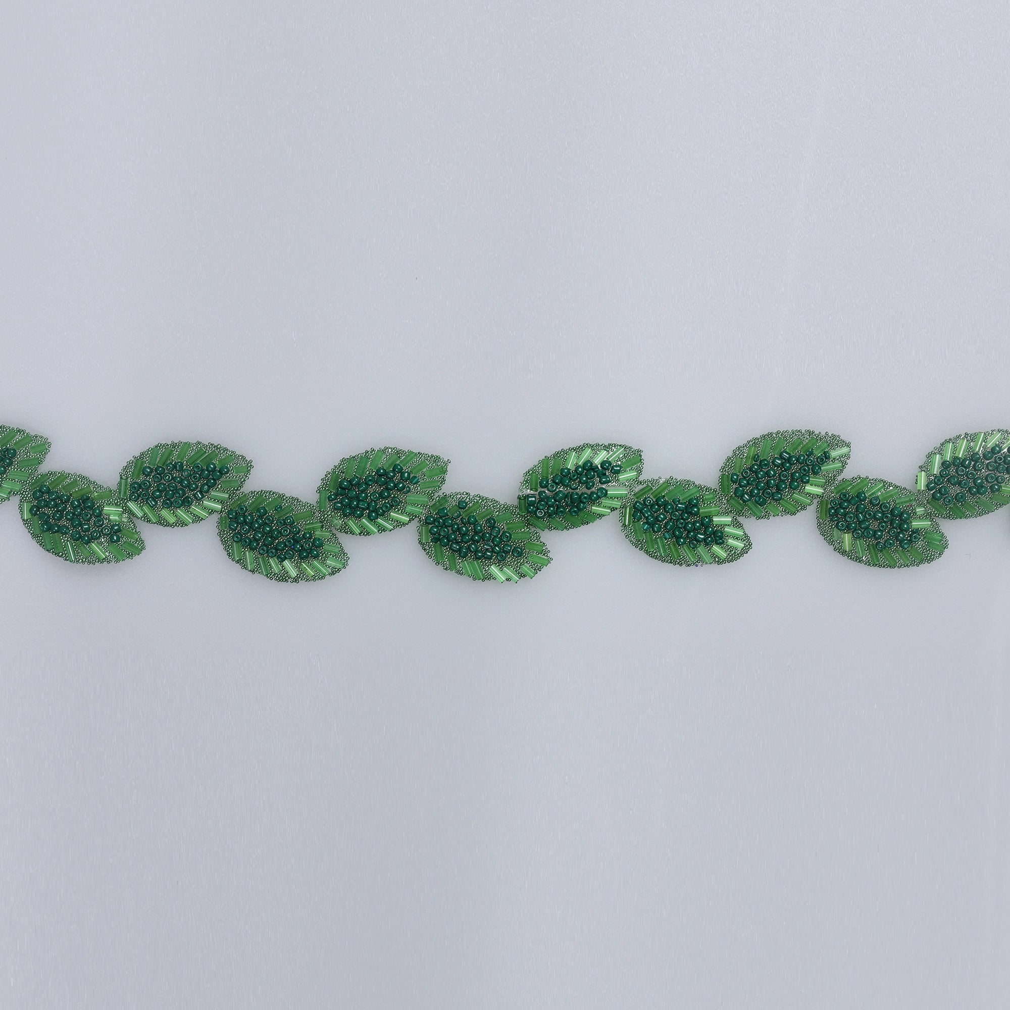 Aplicatii cu strasuri M243 - Ahura