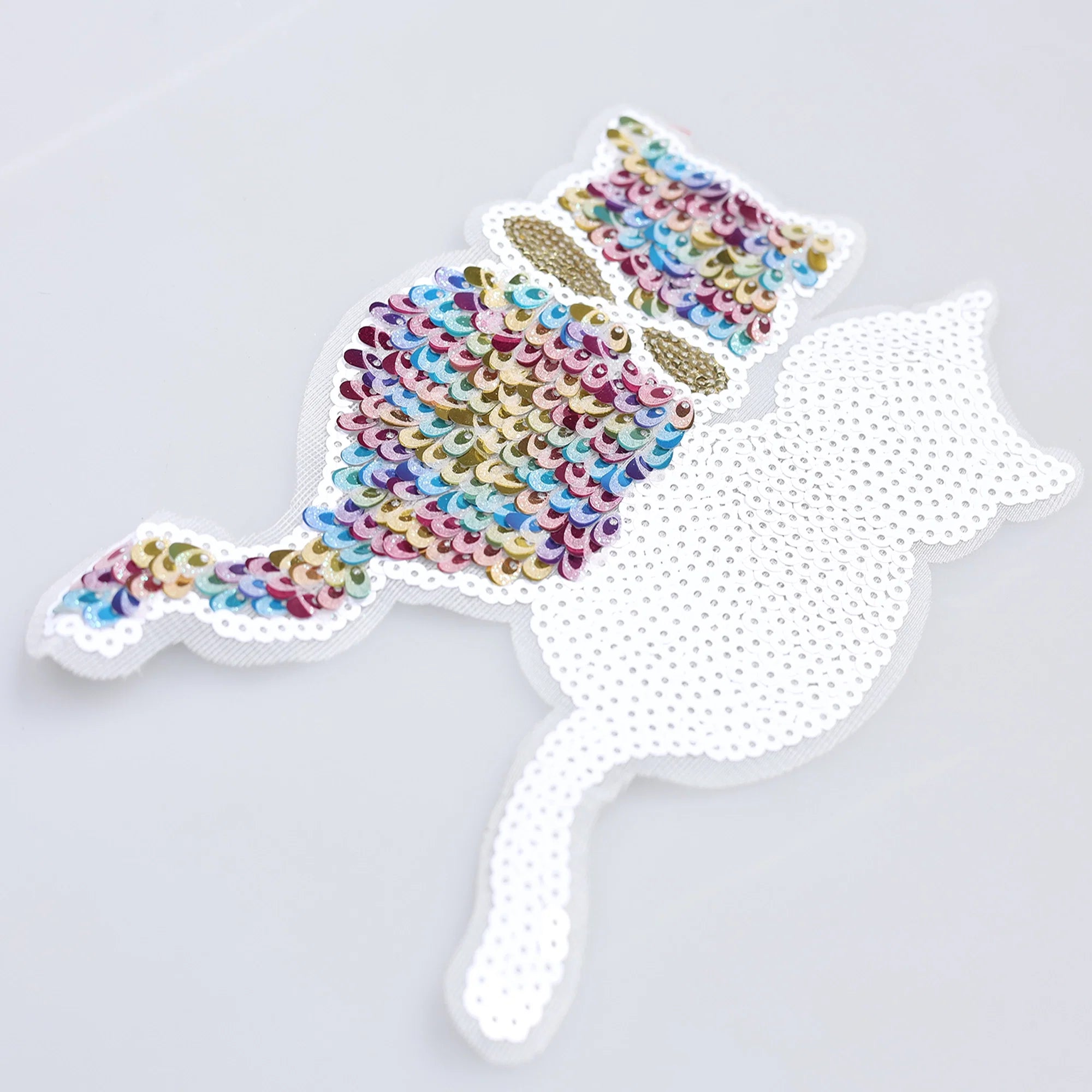 Aplicații Textile Decorative – 68 Modele