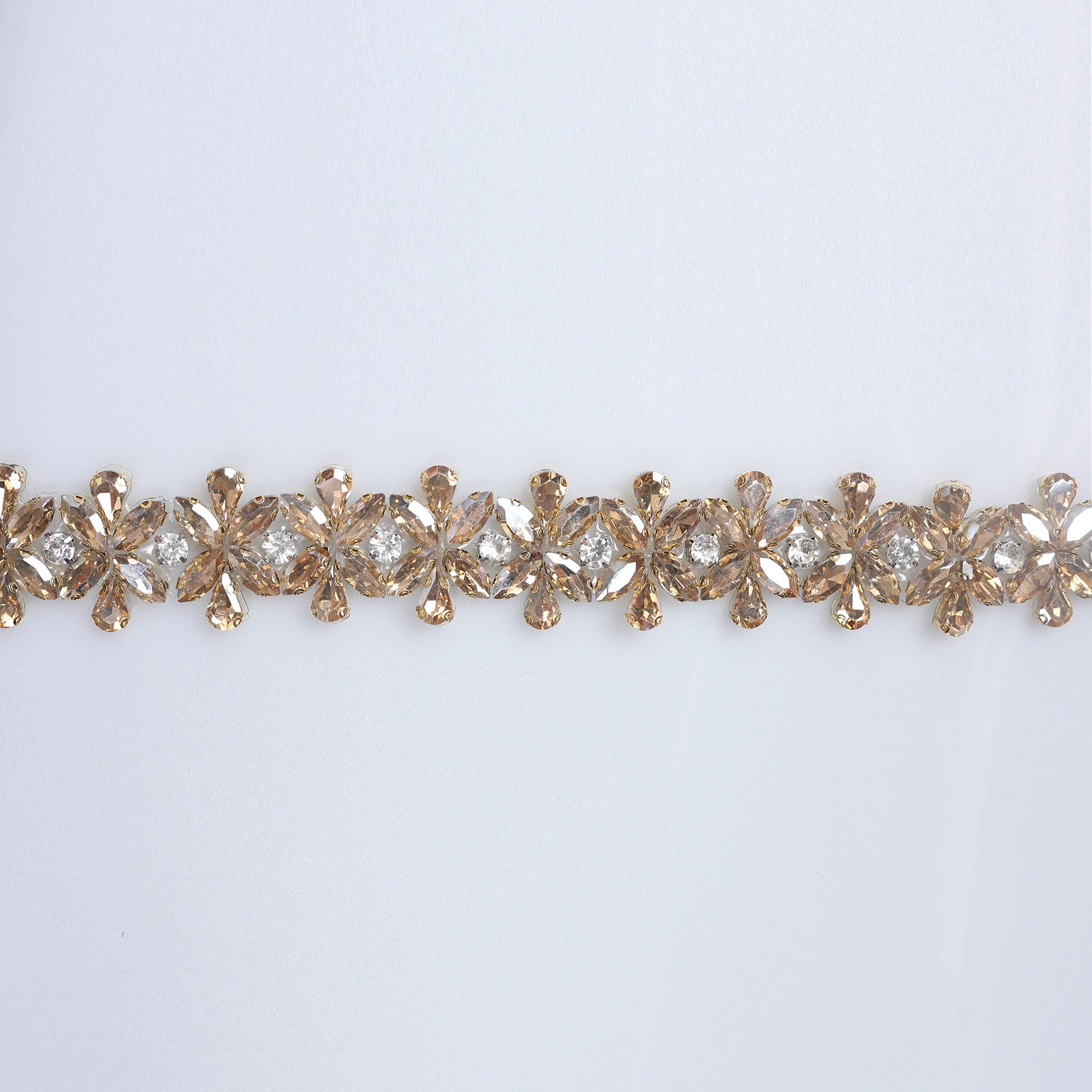 Banda cu strasuri M28 - Ahura