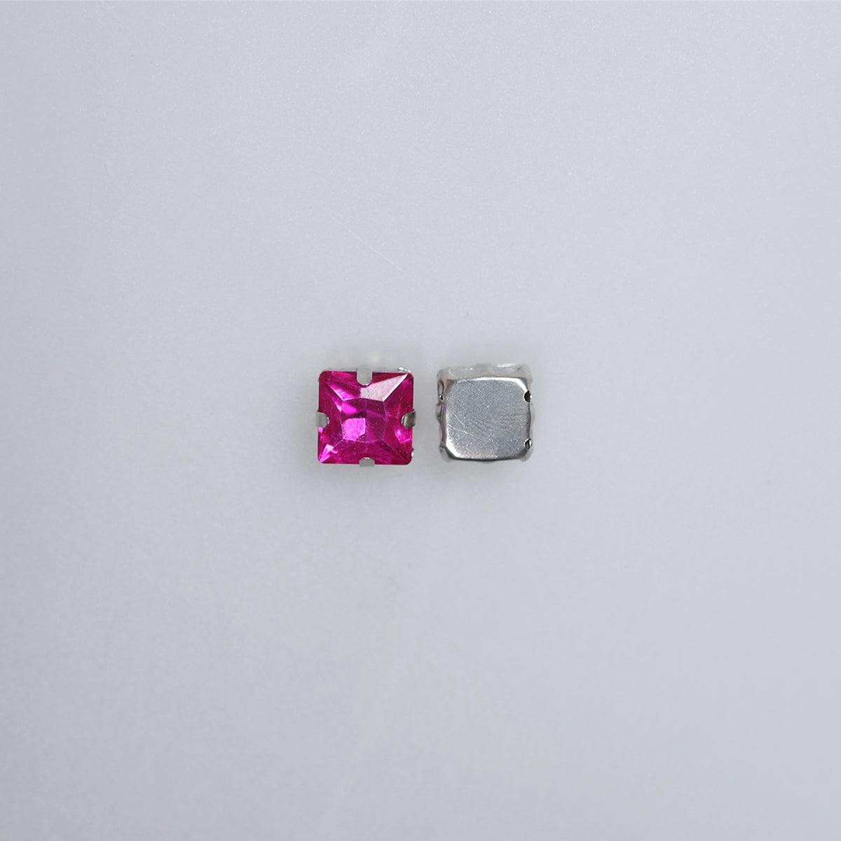 Piatră pentru cusut tip lacrimă 1x1 cm - Ahura
