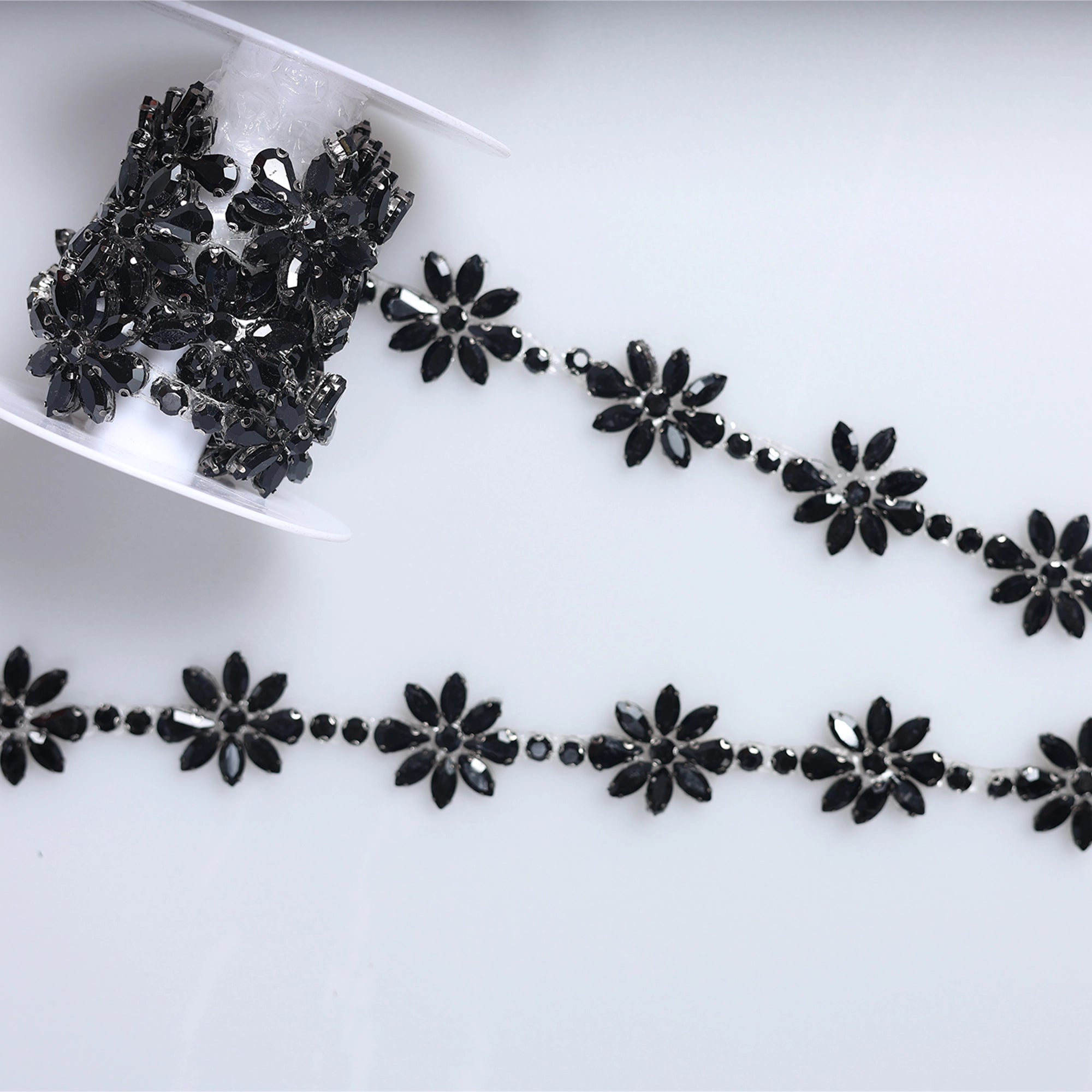 Banda cu strasuri M14 - Ahura