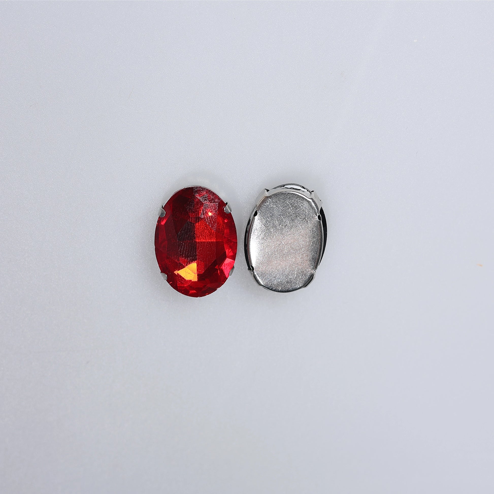 Piatră pentru cusut tip lacrimă 2.5x2 cm - Ahura