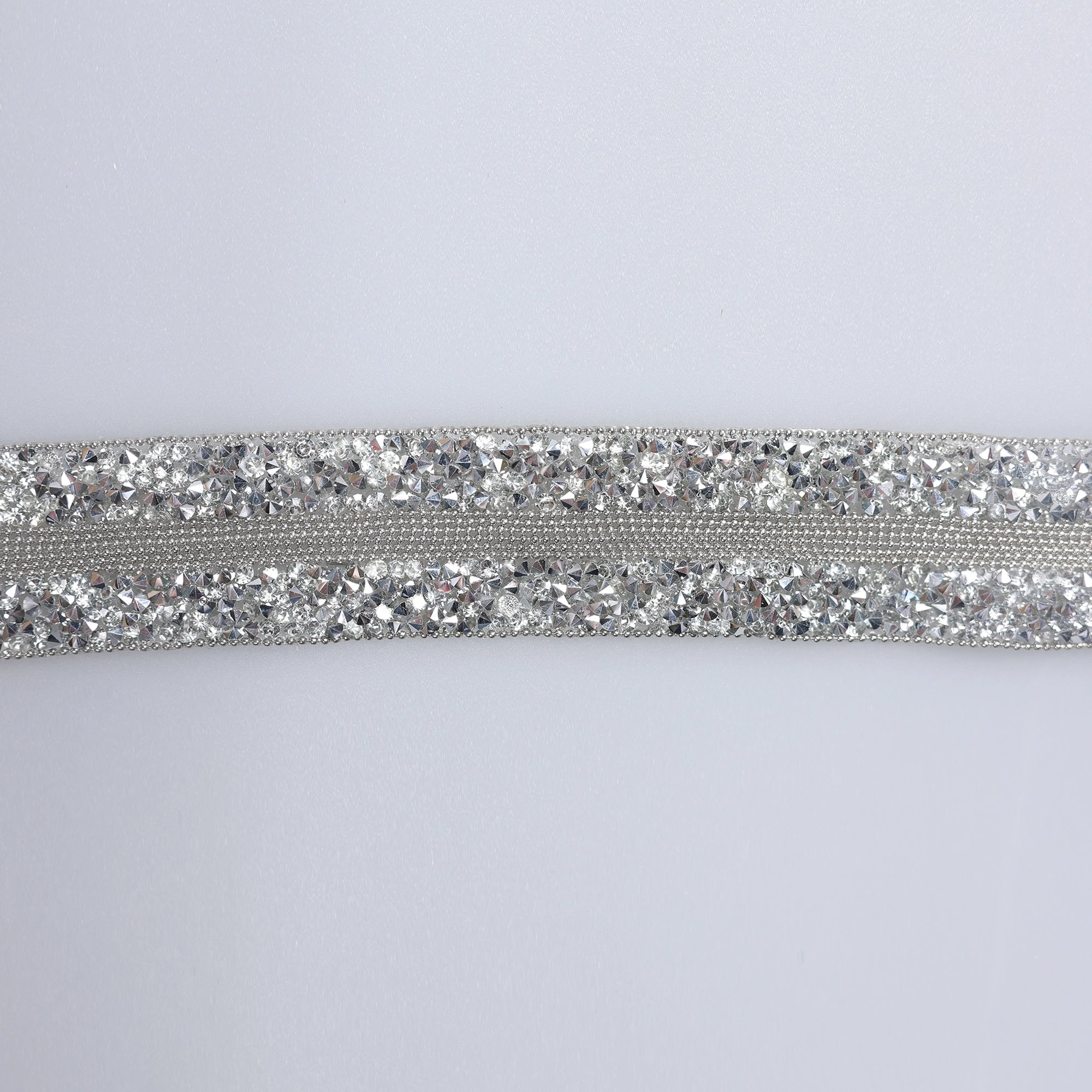 Aplicatii cu strasuri M391 - Ahura