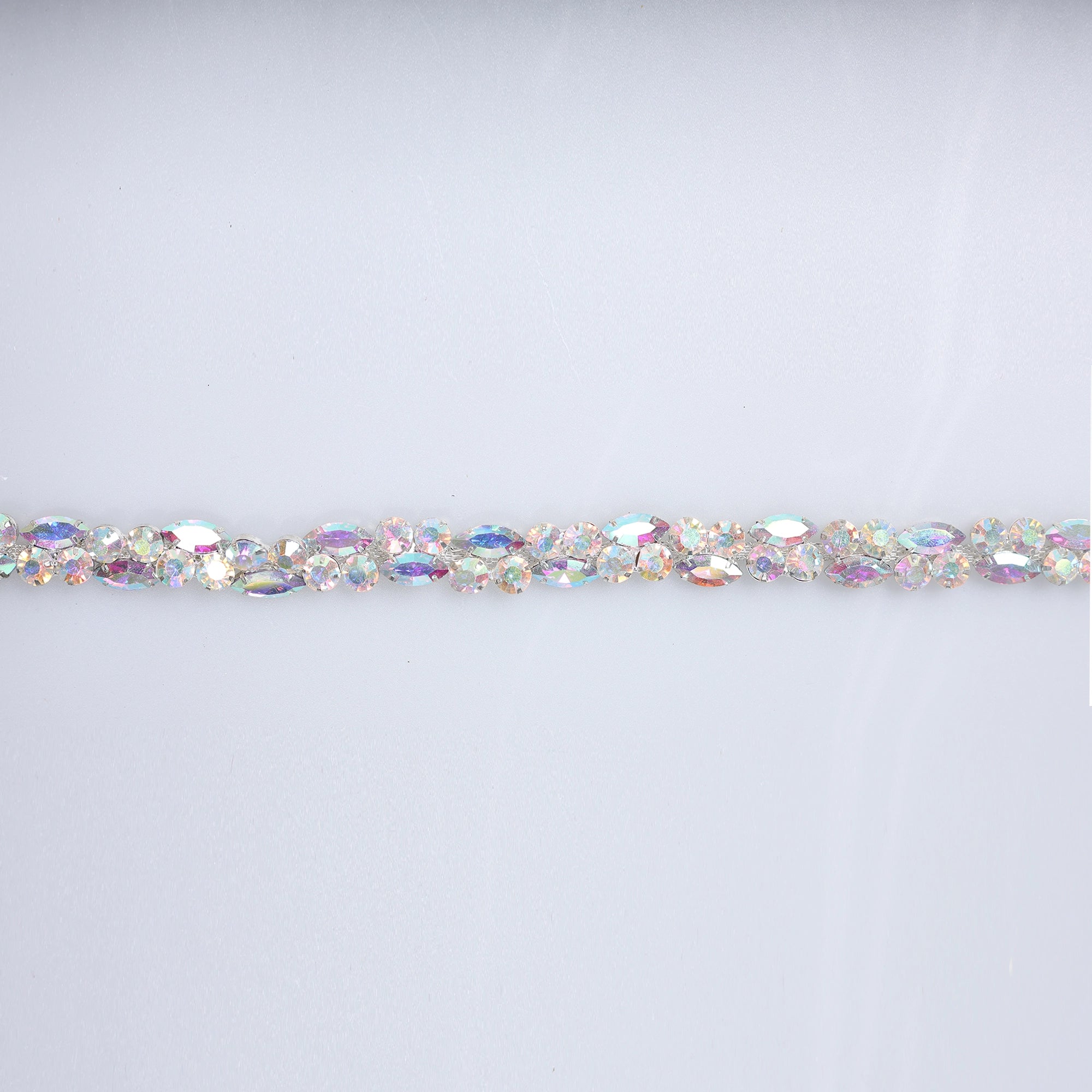 Banda cu strasuri M124 - Ahura