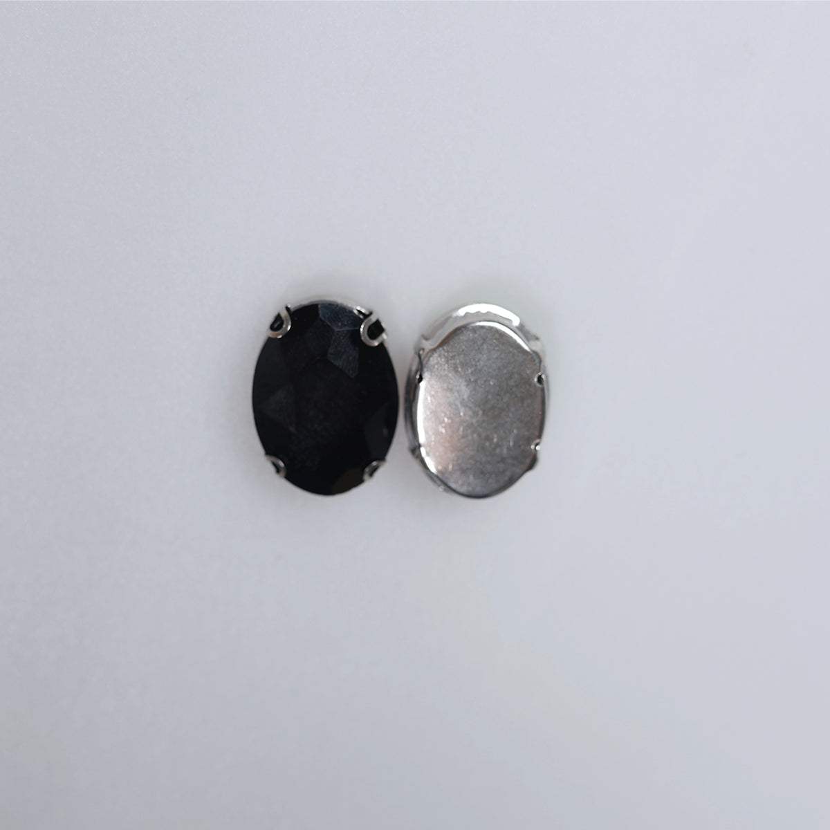 Piatră pentru cusut tip lacrimă 2.5x2 cm - Ahura
