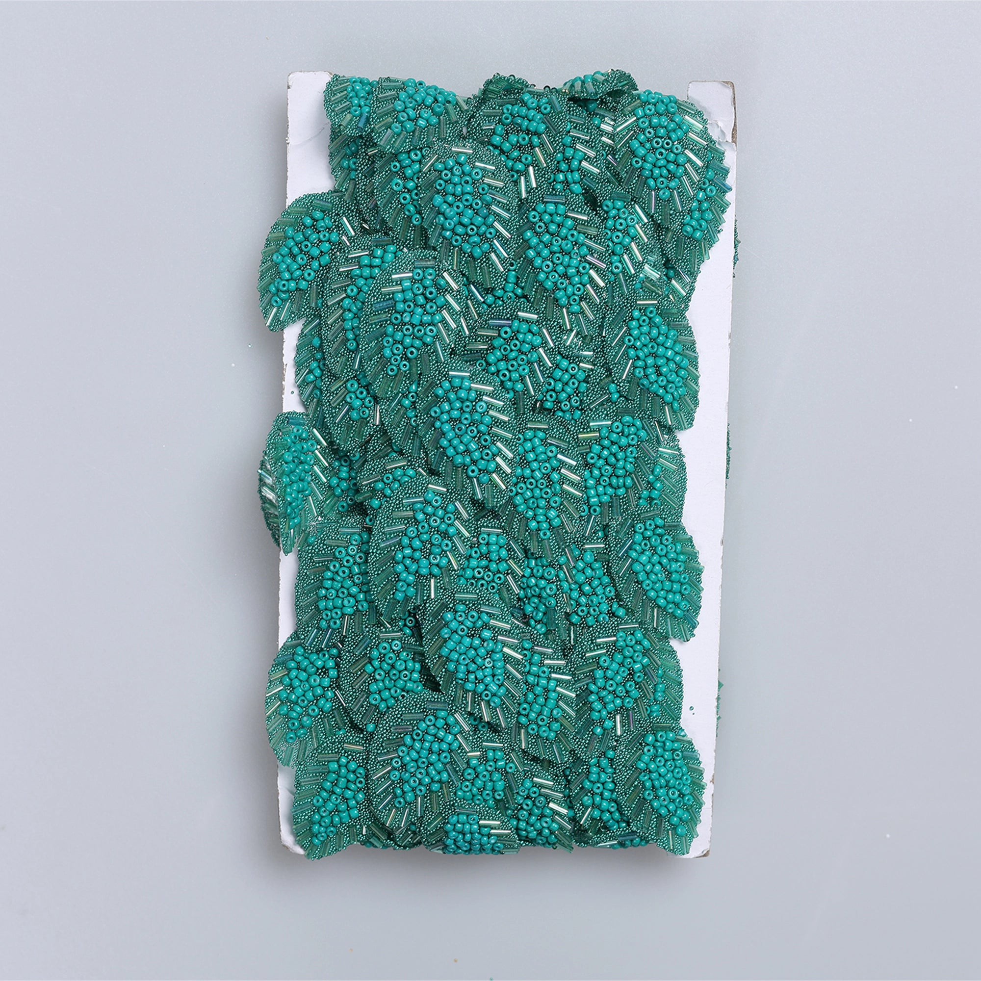 Aplicatii cu strasuri M252 - Ahura