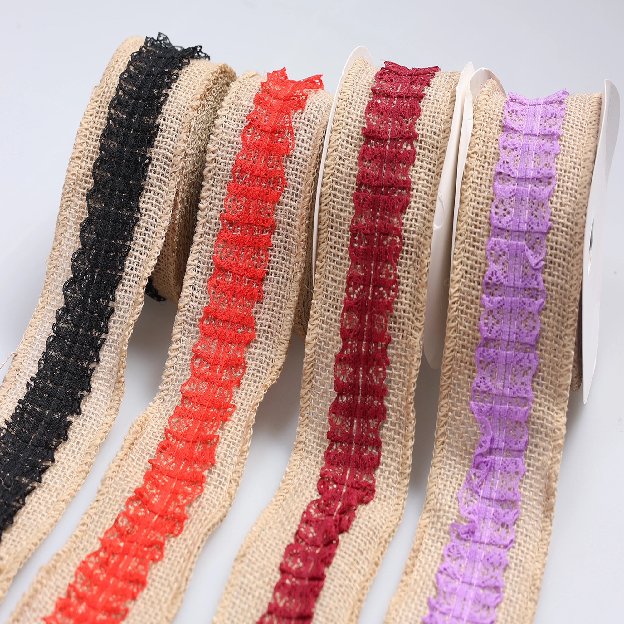 Banda din Iuta cu Dantela 6cm Rola 4.5m M1 - Ahura