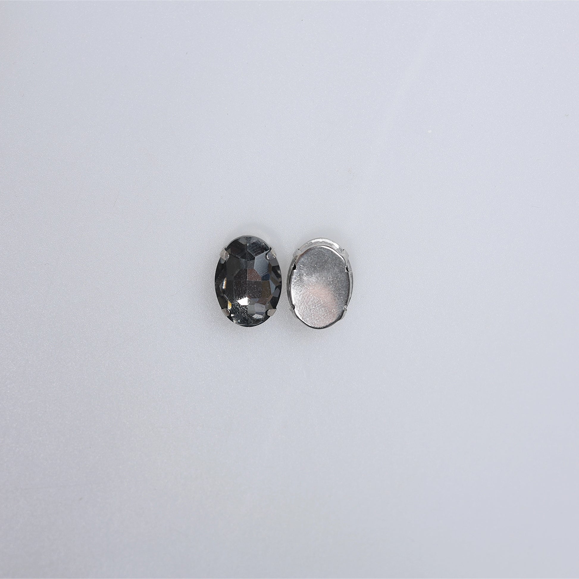 Piatră pentru cusut tip lacrimă 1.5x1 cm - Ahura