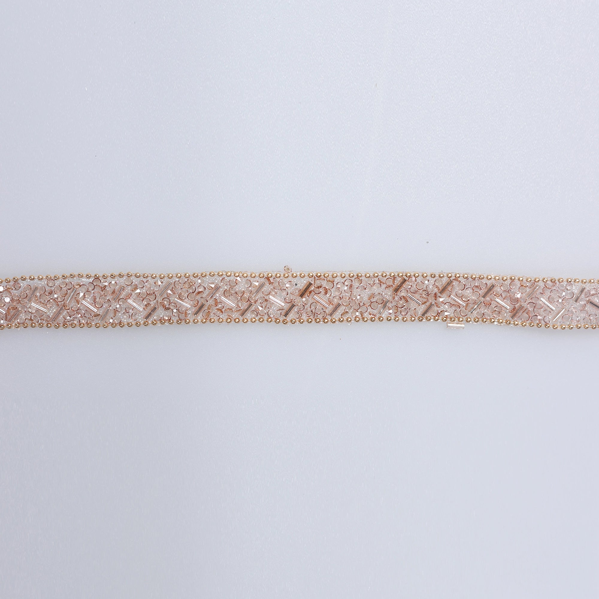 Aplicatii cu strasuri M328 - Ahura