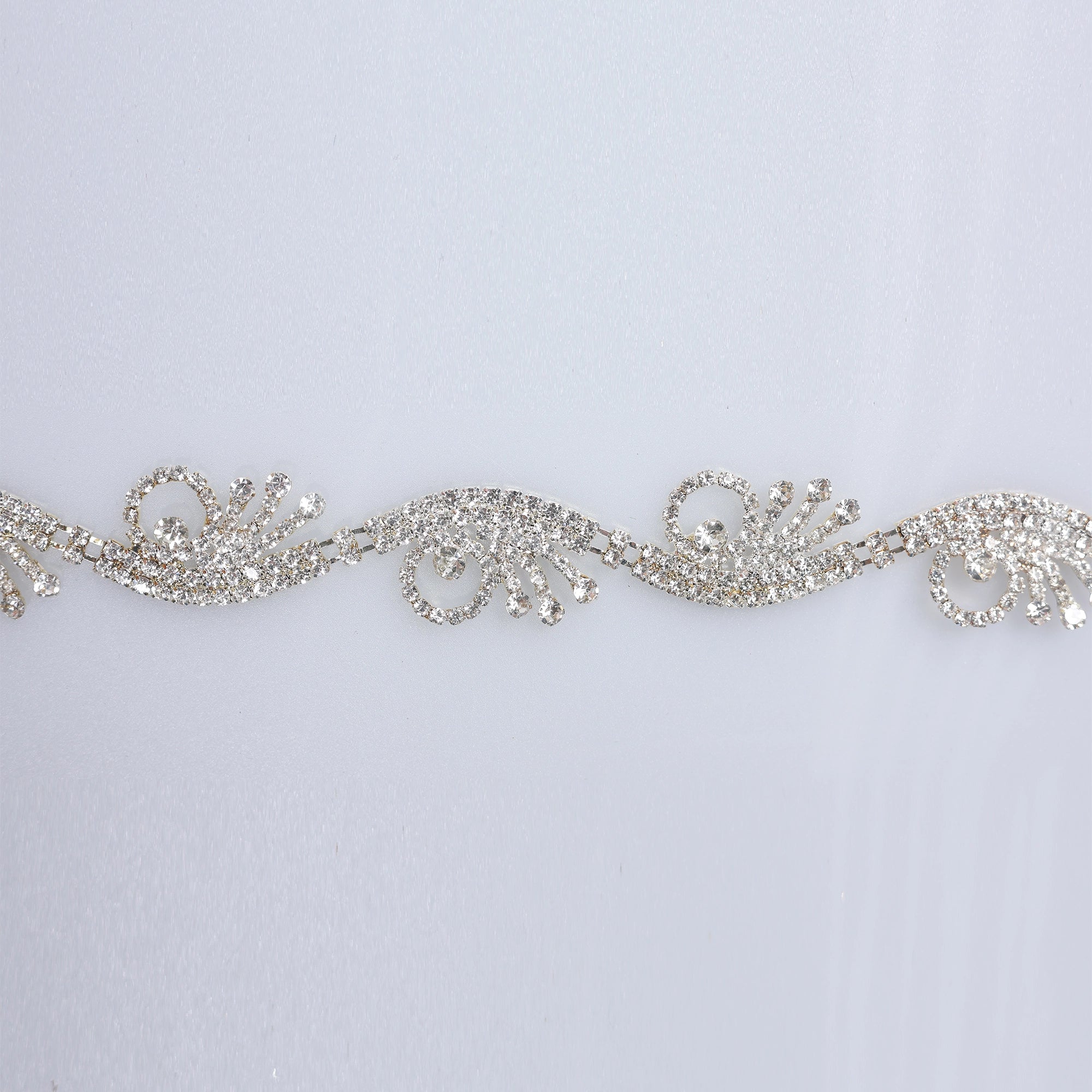 Banda cu strasuri M128 - Ahura