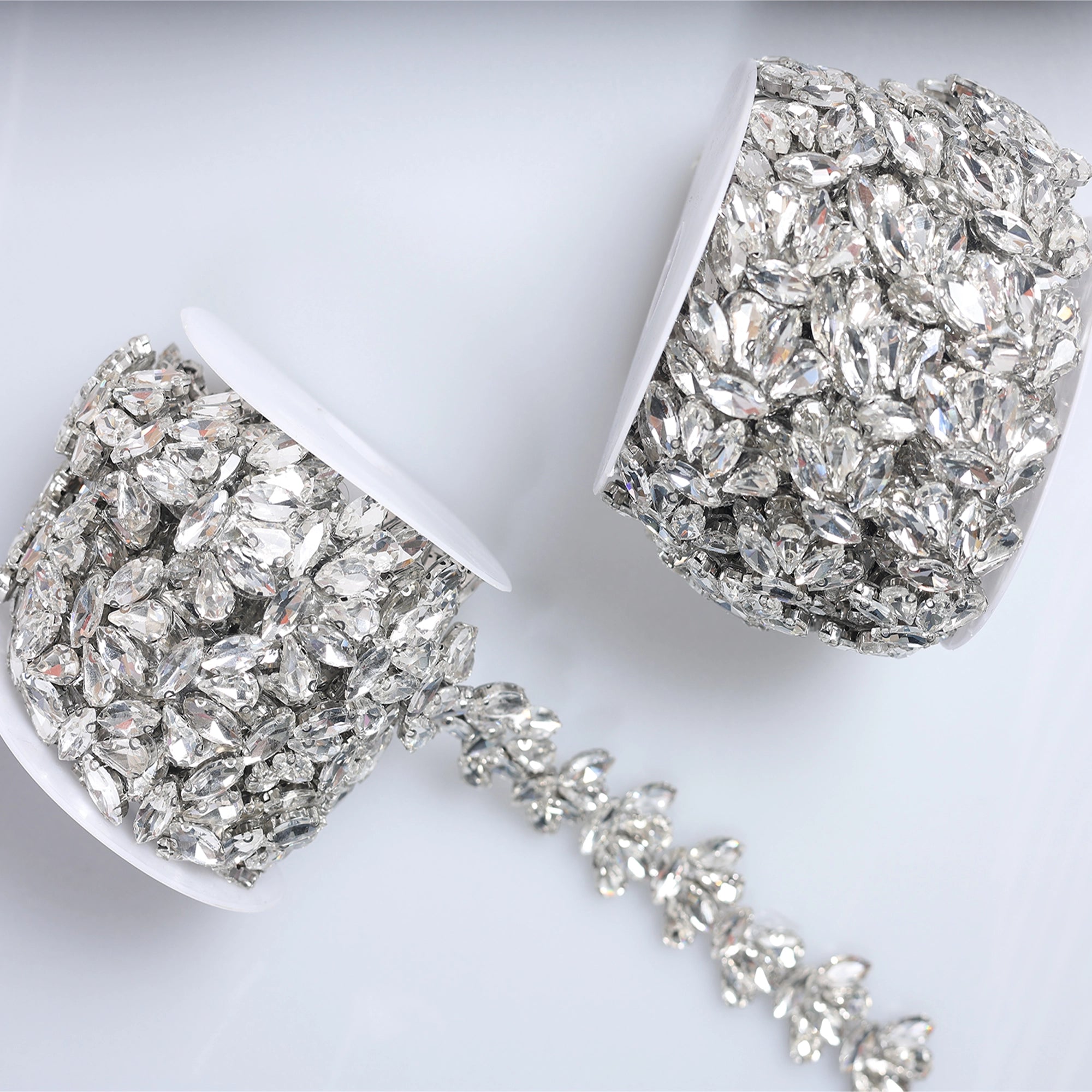 Banda cu strasuri M30 - Ahura