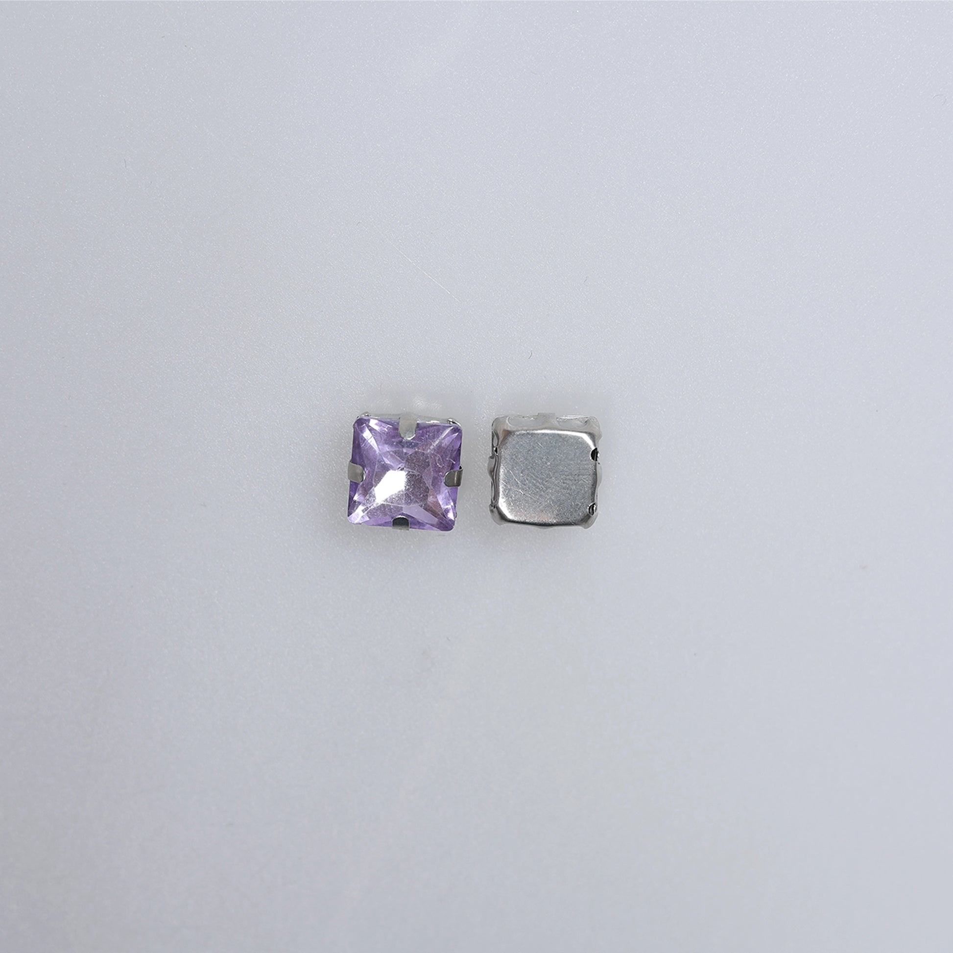 Piatră pentru cusut tip lacrimă 1x1 cm - Ahura
