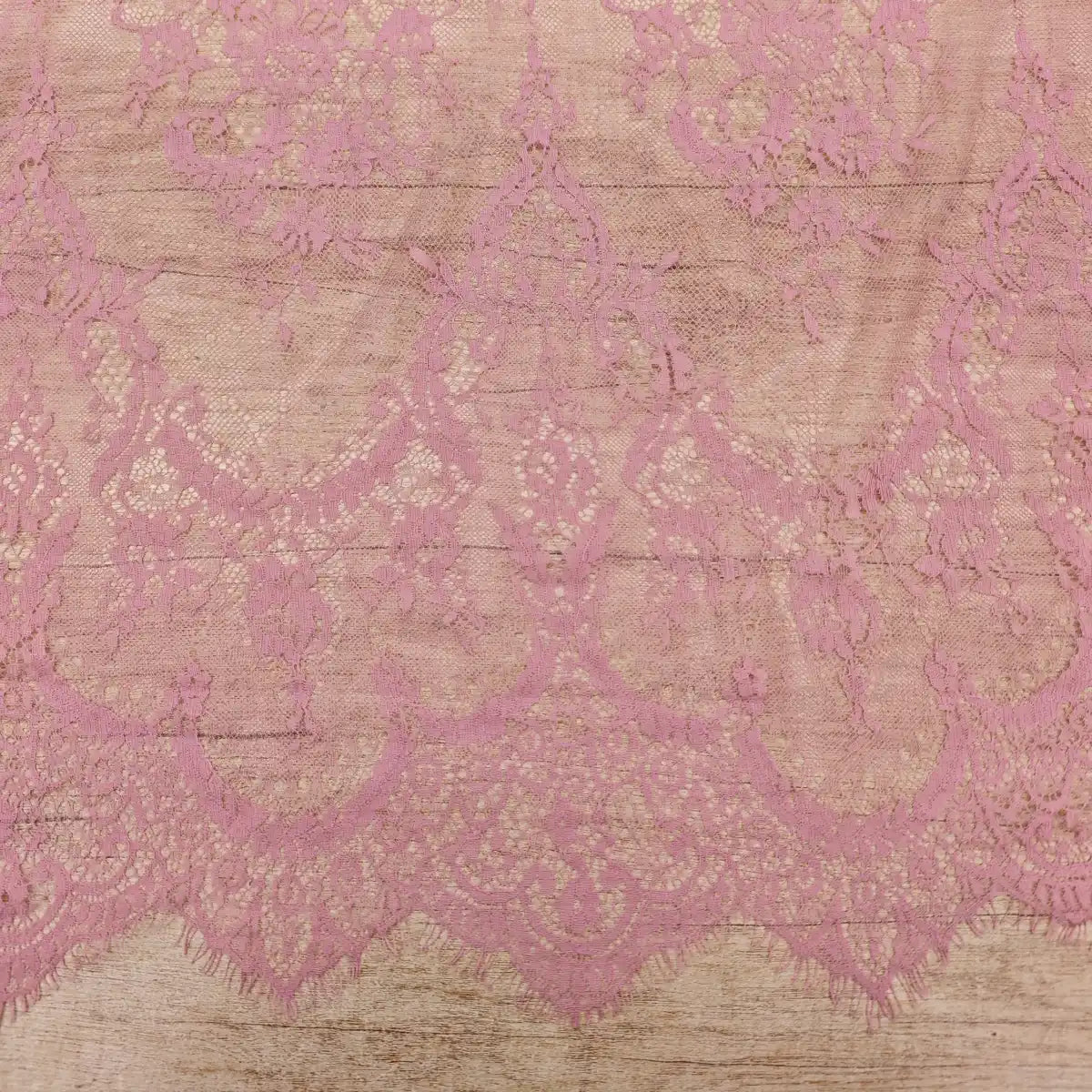 Chantilly M2 Cupon 300CM - Ahura