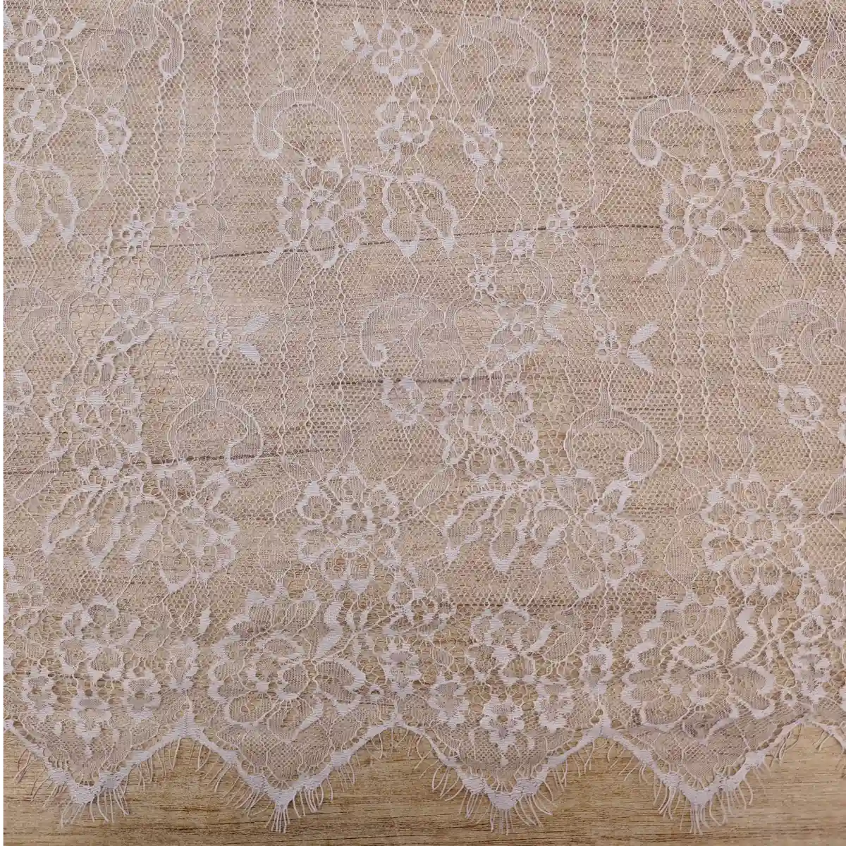 Chantilly M20 Cupon 300CM - Ahura