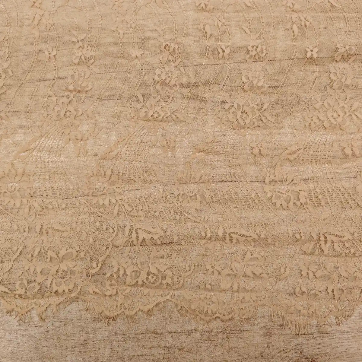 Chantilly M39 Cupon 300CM - Ahura